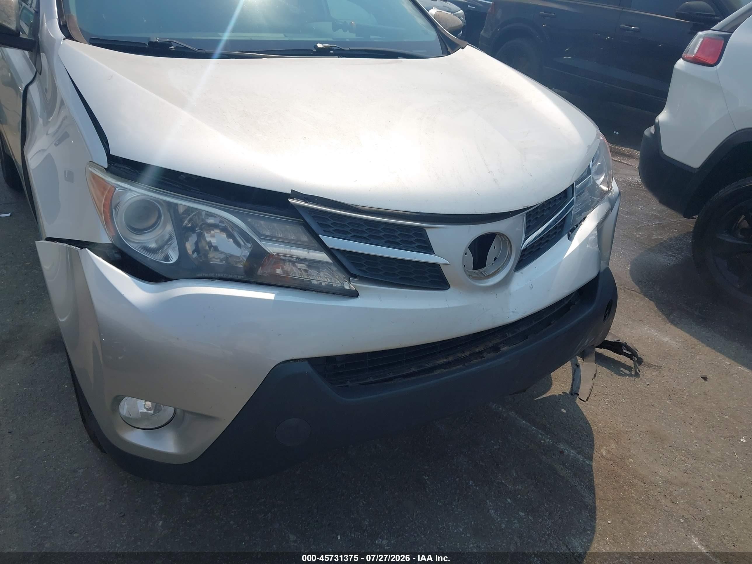 2014 Toyota Rav4 Xle Silver vin: 2T3RFREV2EW158678