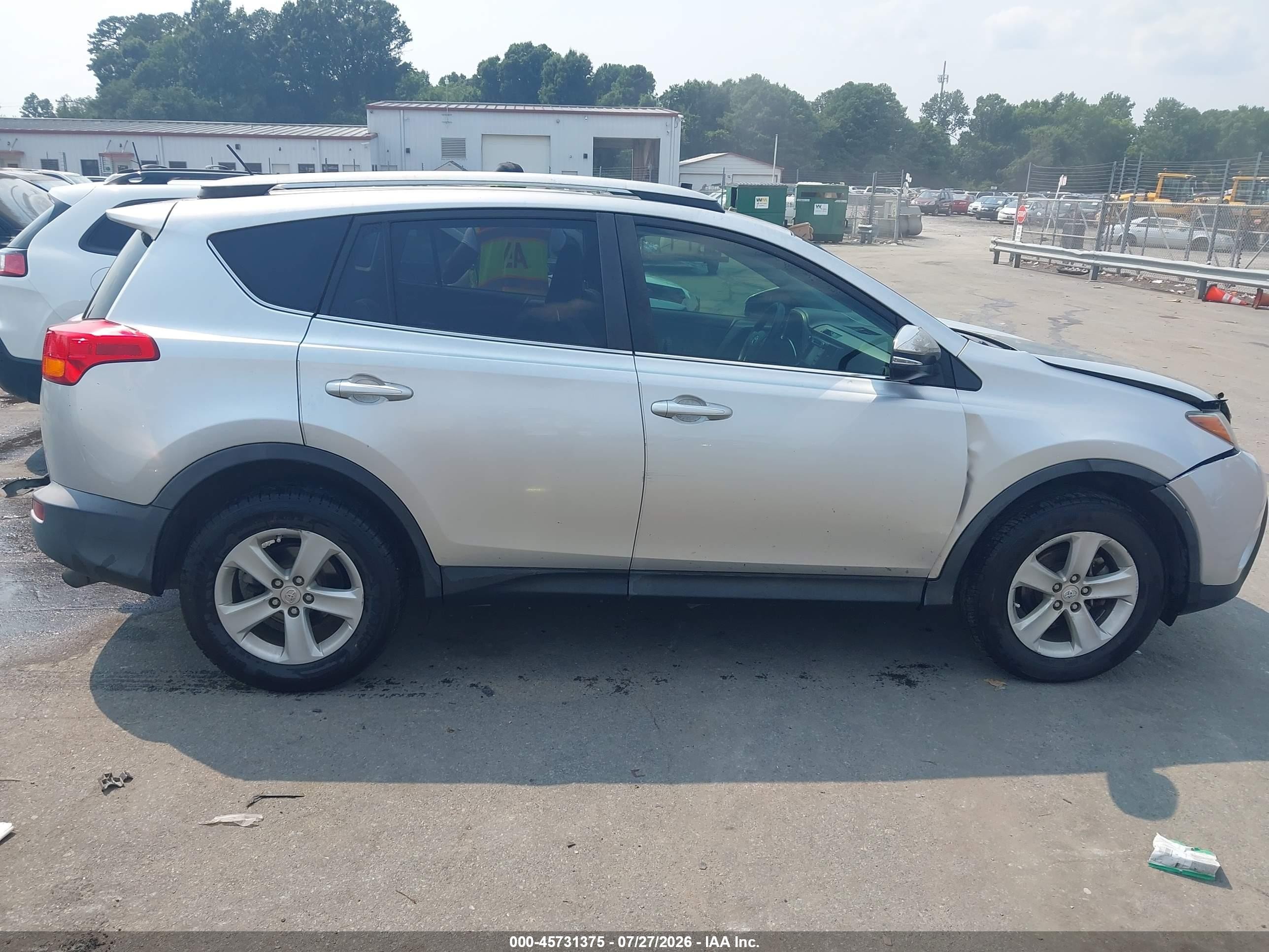 2014 Toyota Rav4 Xle Silver vin: 2T3RFREV2EW158678