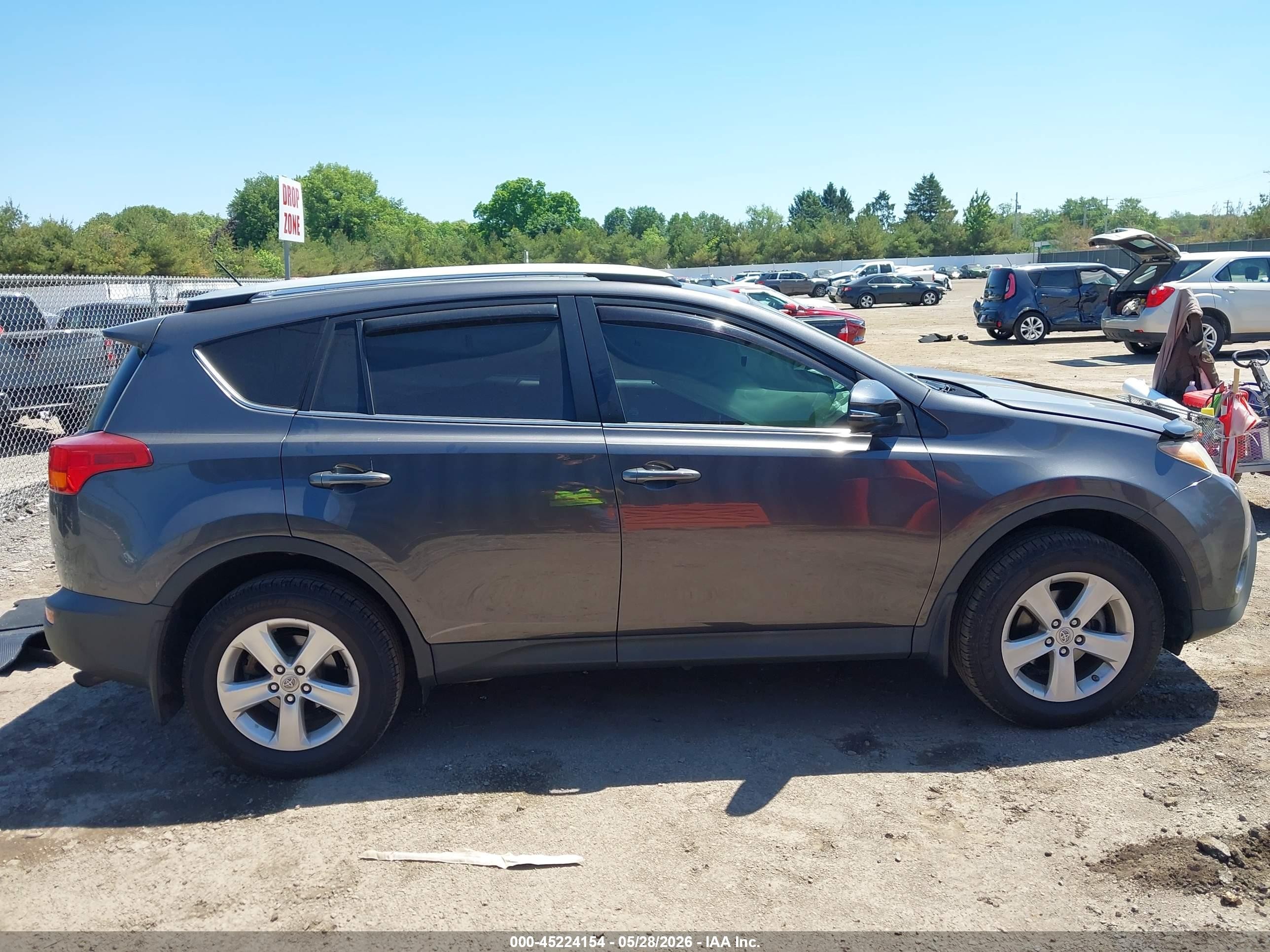 2014 Toyota Rav4 Xle Gray vin: 2T3RFREV2EW169910