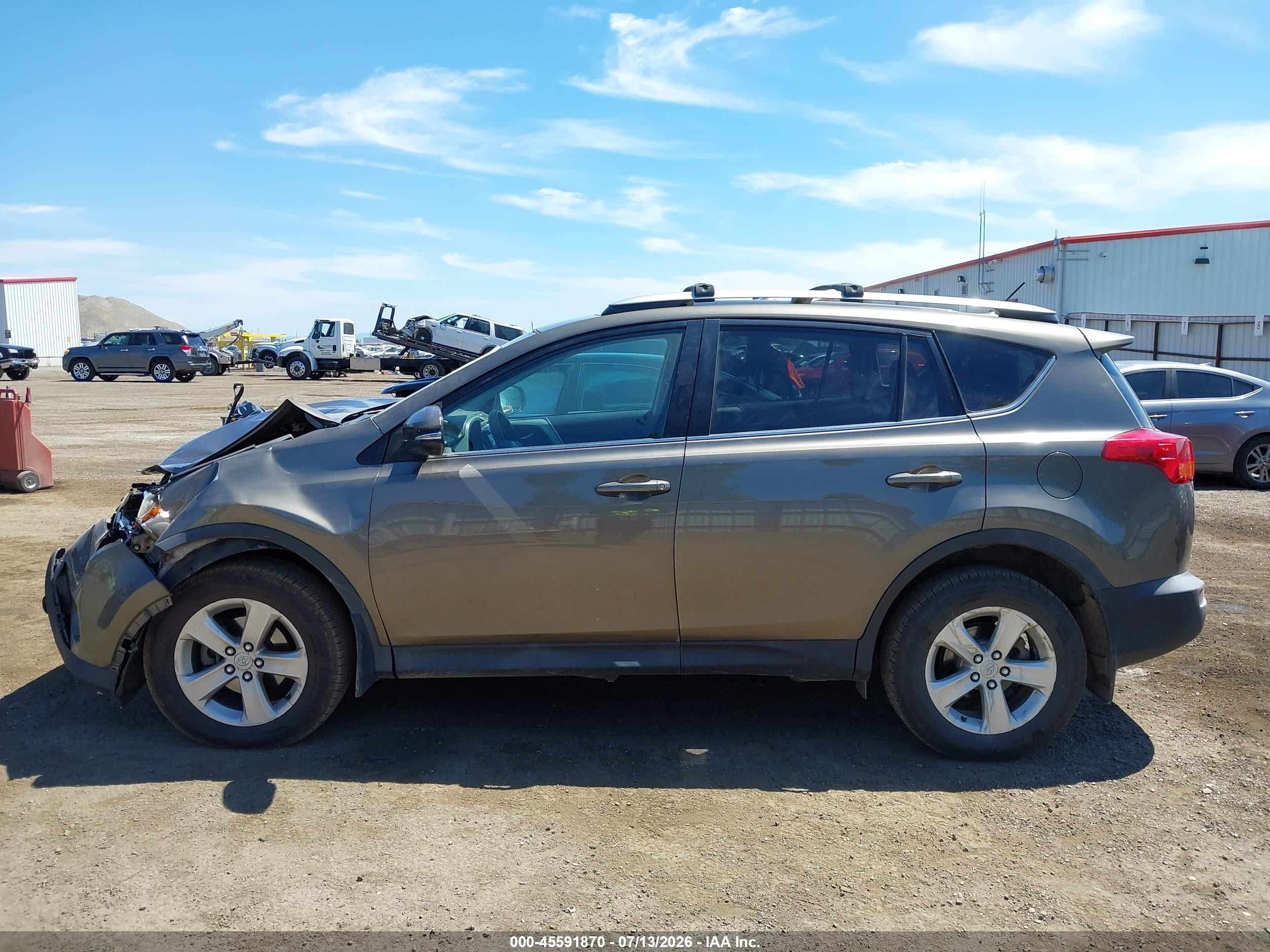 2014 Toyota Rav4 Xle Dark Brown vin: 2T3RFREV2EW170930