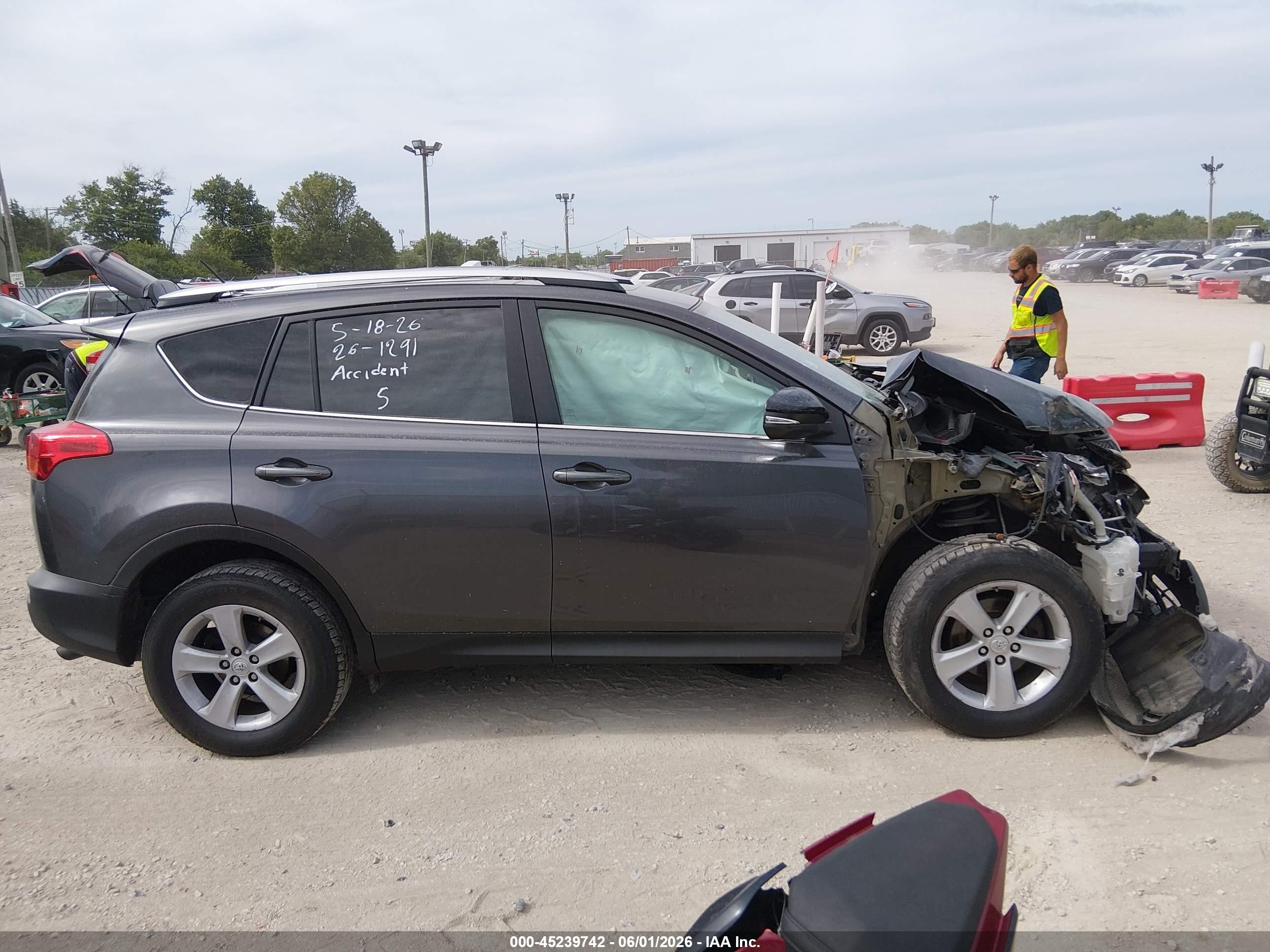 2014 Toyota Rav4 Xle Gray vin: 2T3RFREV2EW173732