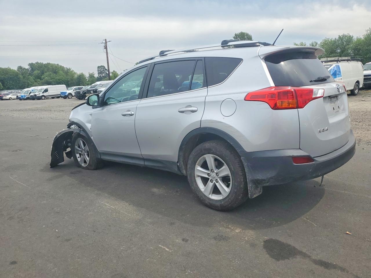 2014 Toyota Rav4 Xle Silver vin: 2T3RFREV2EW180325