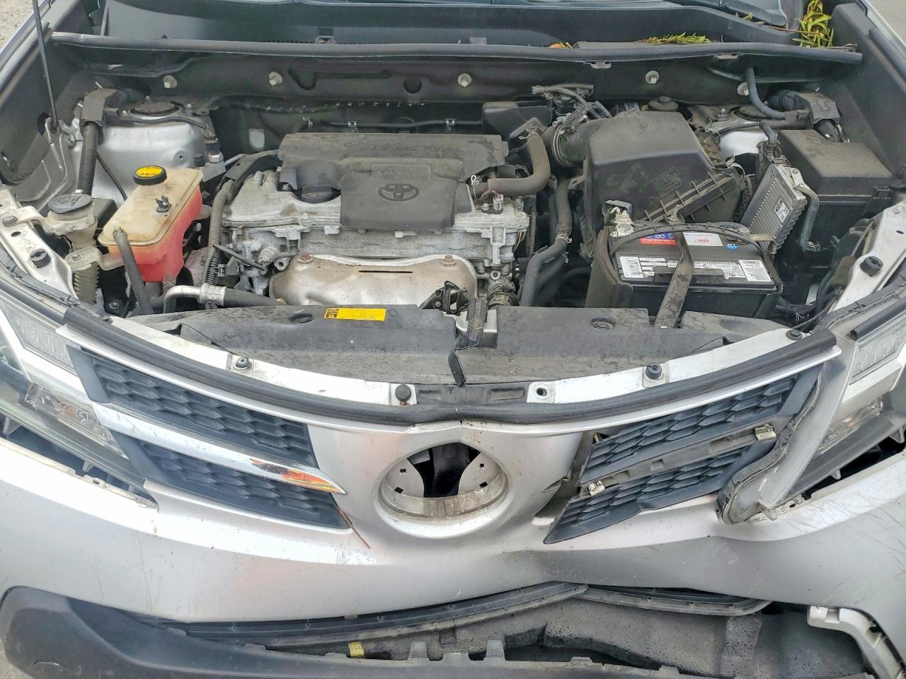 2014 Toyota Rav4 Xle Silver vin: 2T3RFREV2EW180325
