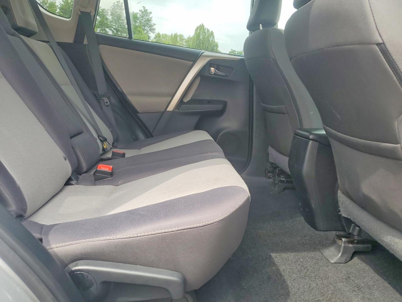 2014 Toyota Rav4 Xle Silver vin: 2T3RFREV2EW180325