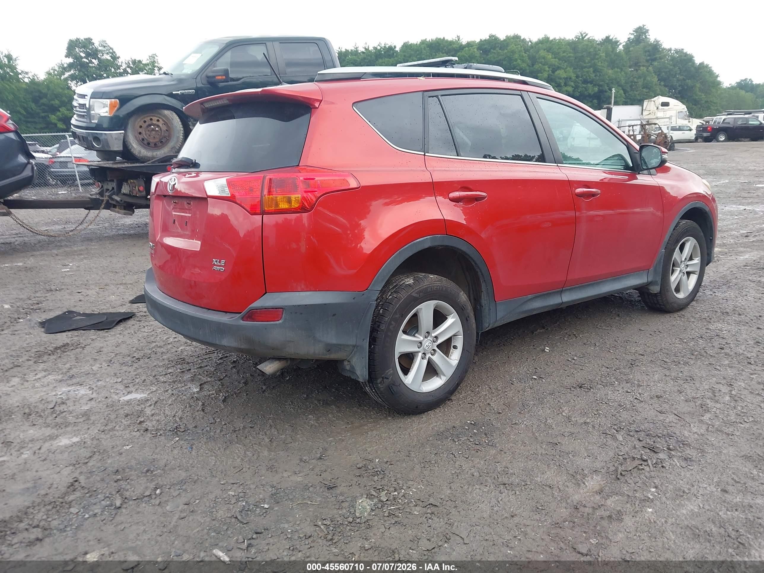 2014 Toyota Rav4 Xle Red vin: 2T3RFREV2EW191647