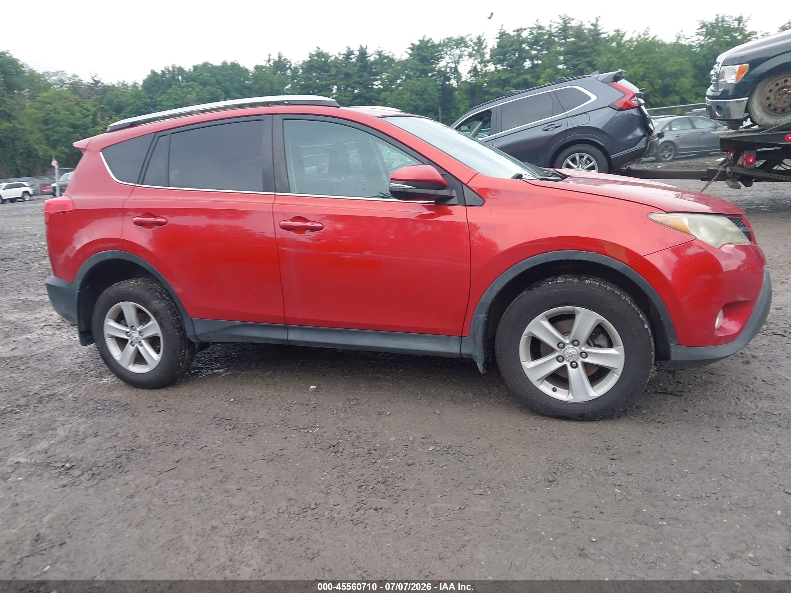 2014 Toyota Rav4 Xle Red vin: 2T3RFREV2EW191647