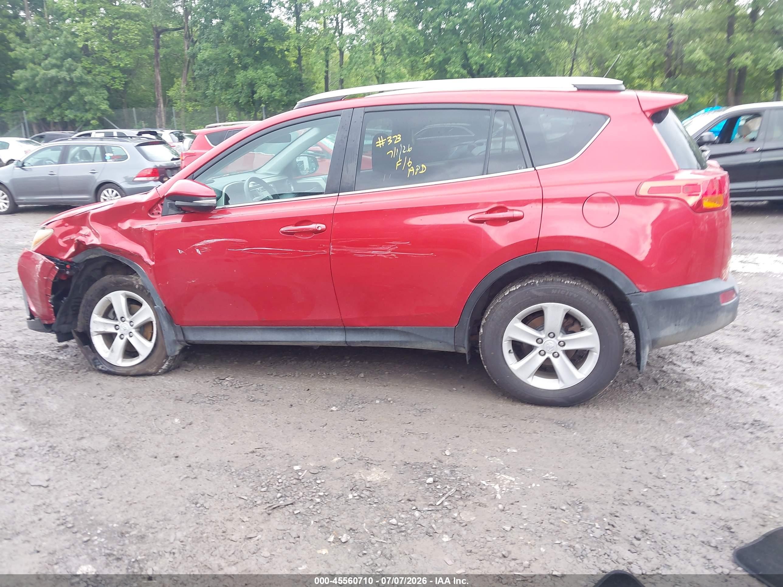 2014 Toyota Rav4 Xle Red vin: 2T3RFREV2EW191647