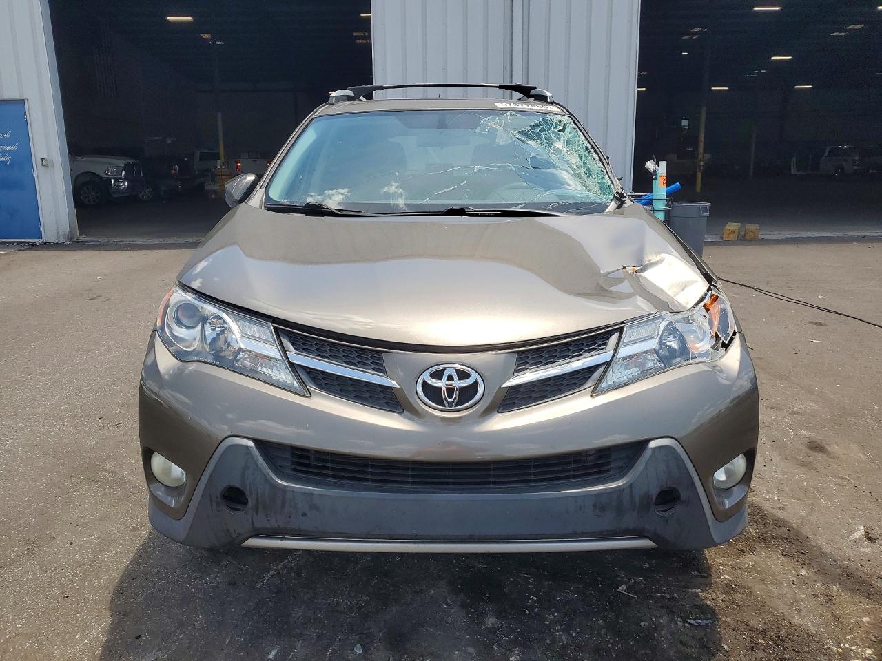 2014 Toyota Rav4 Xle Brown vin: 2T3RFREV2EW195813