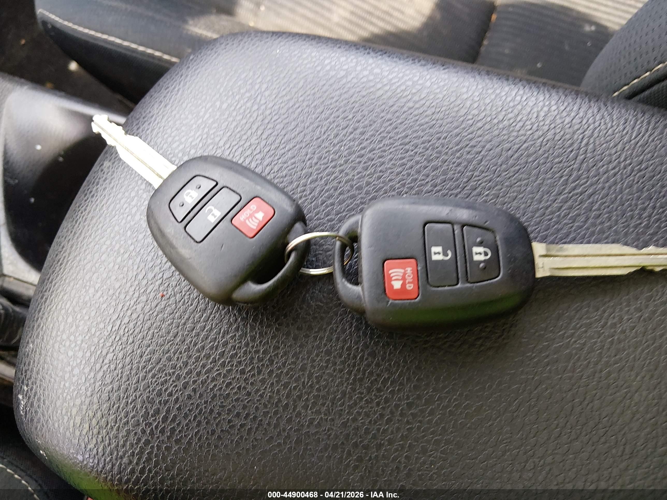 2014 Toyota Rav4 Xle Серый vin: 2T3RFREV2EW196895