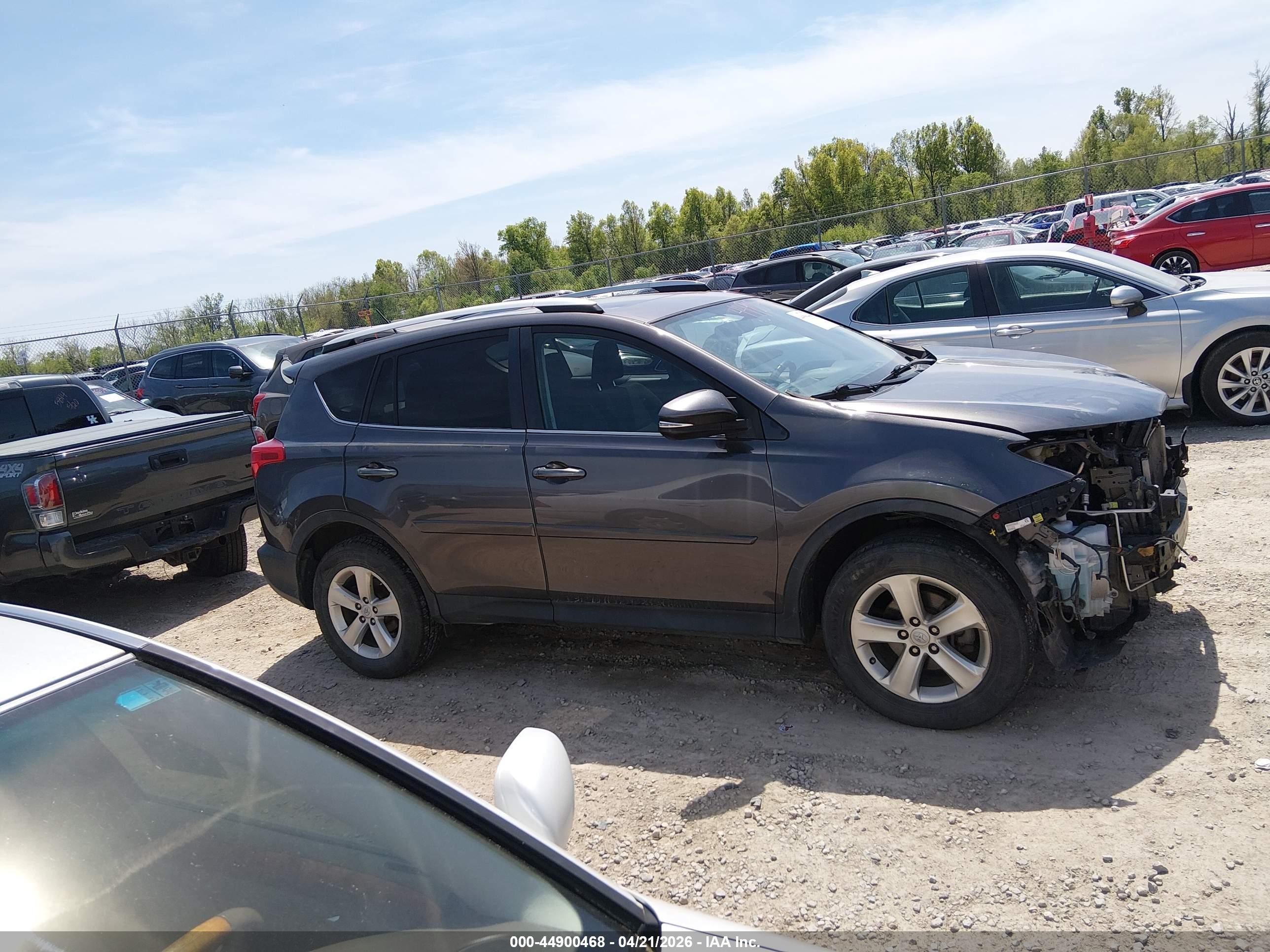 2014 Toyota Rav4 Xle Серый vin: 2T3RFREV2EW196895