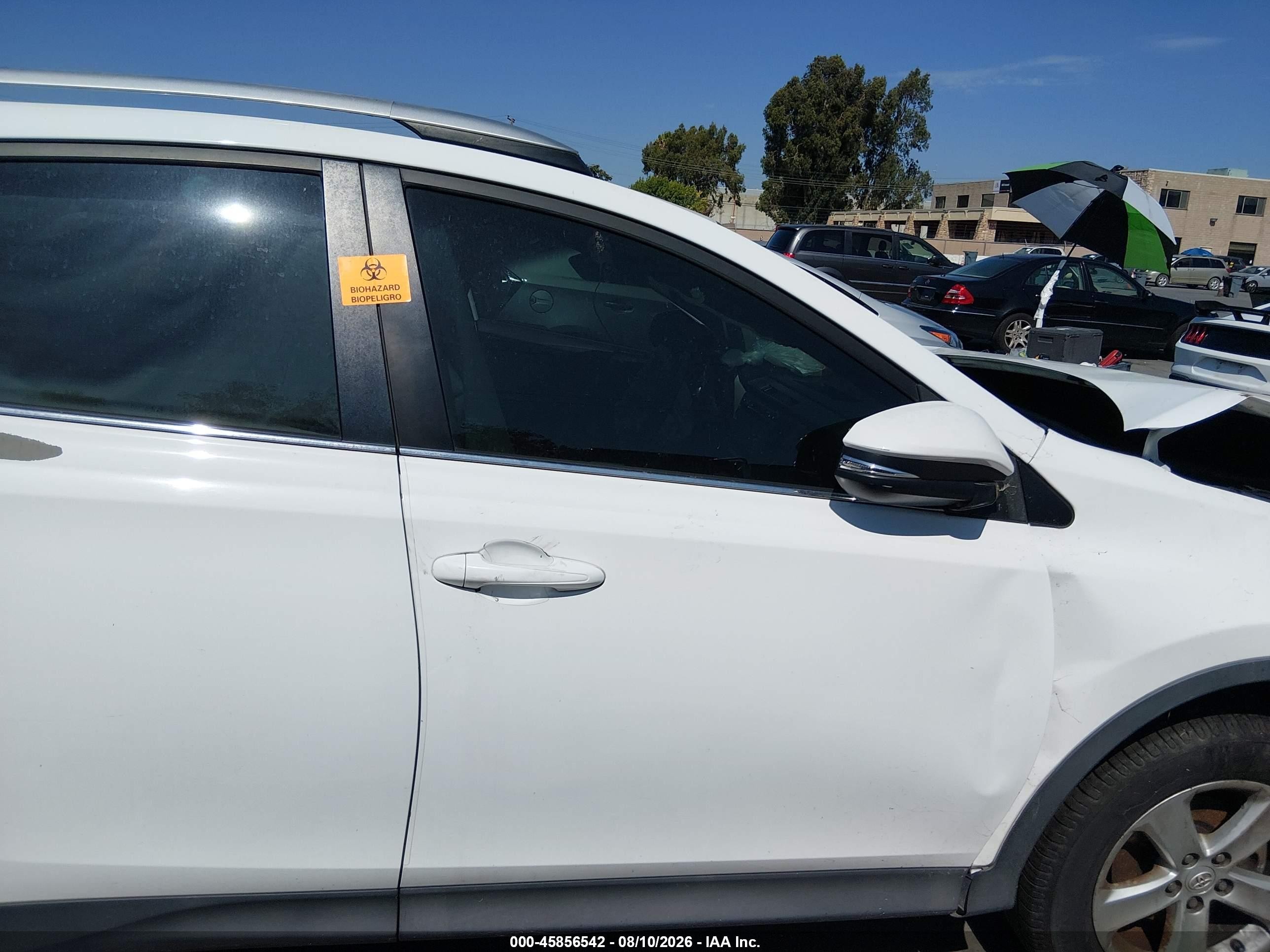 2014 Toyota Rav4 Xle White vin: 2T3RFREV2EW204994