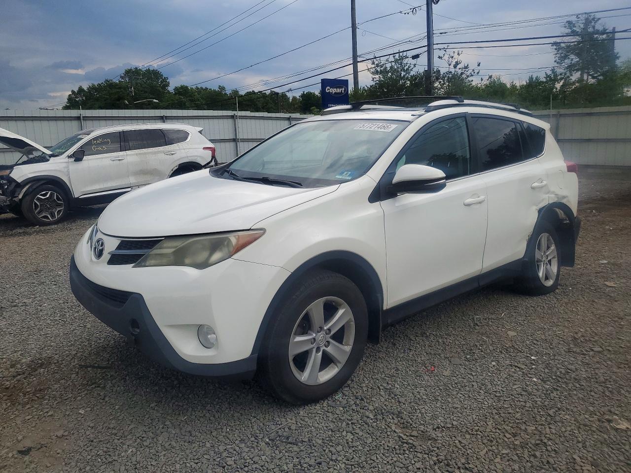 2014 Toyota Rav4 Xle White vin: 2T3RFREV2EW211086