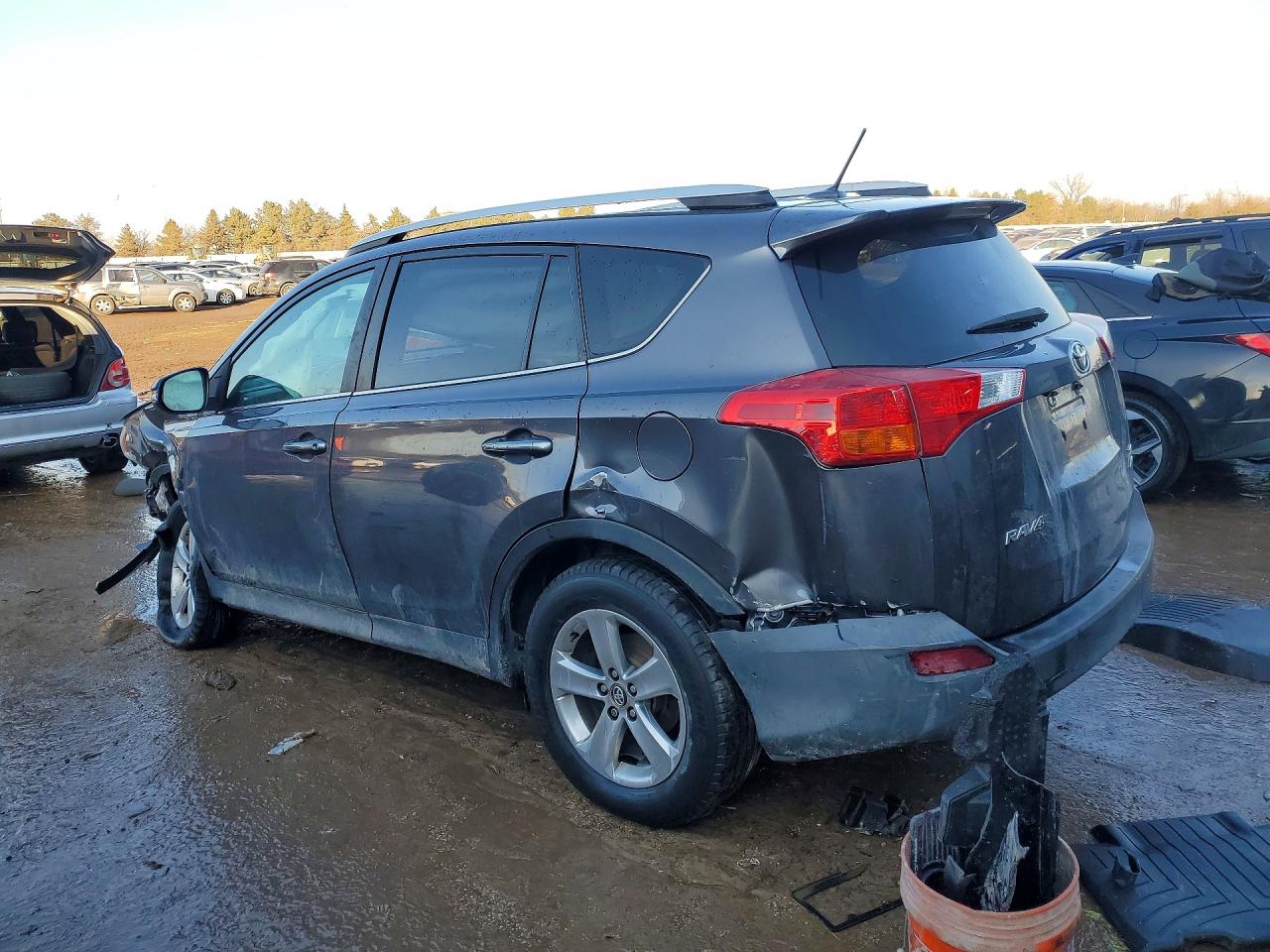 2015 Toyota Rav4 Xle Gray vin: 2T3RFREV2FW307950