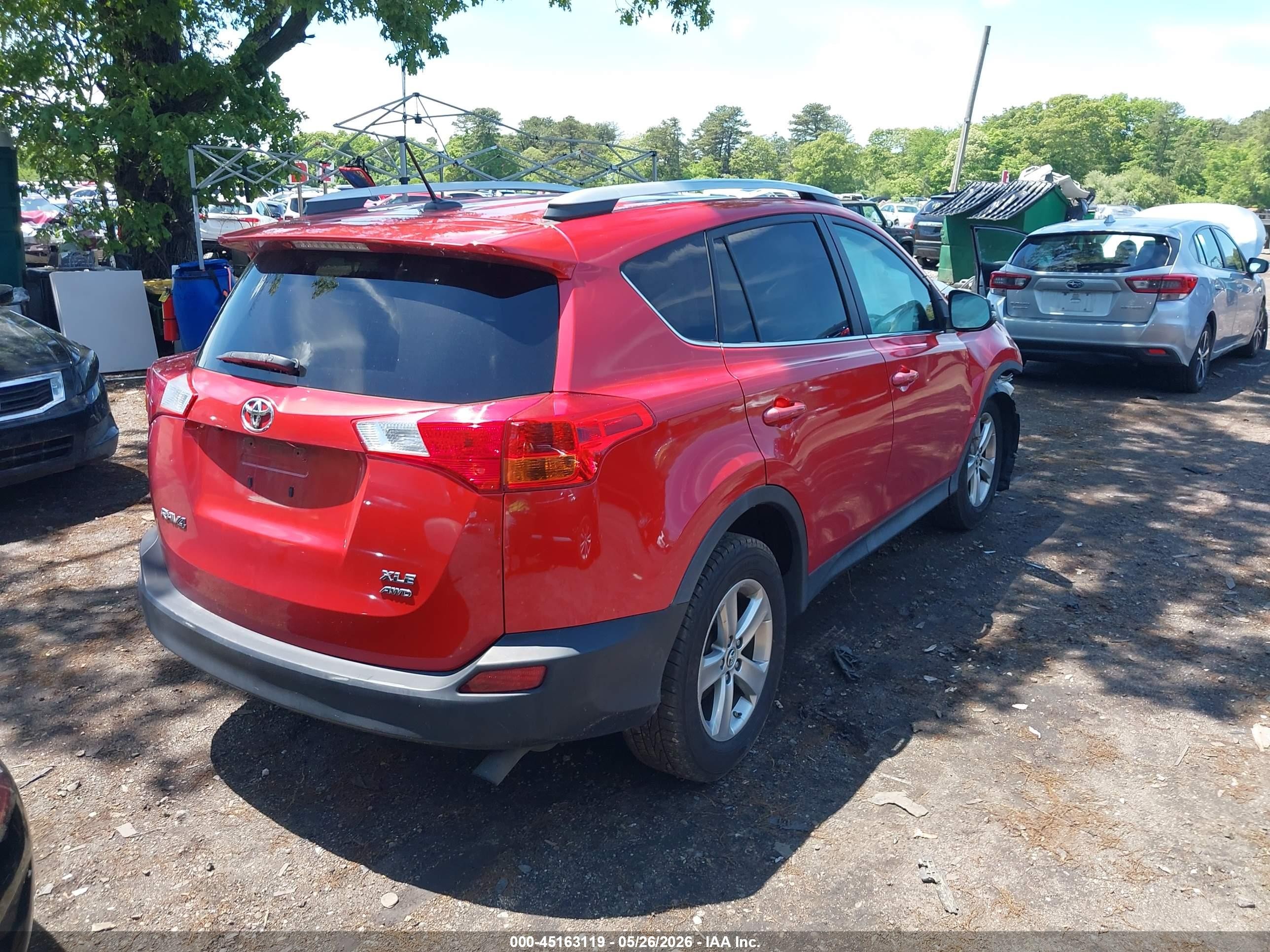 2015 Toyota Rav4 Xle Red vin: 2T3RFREV2FW394037