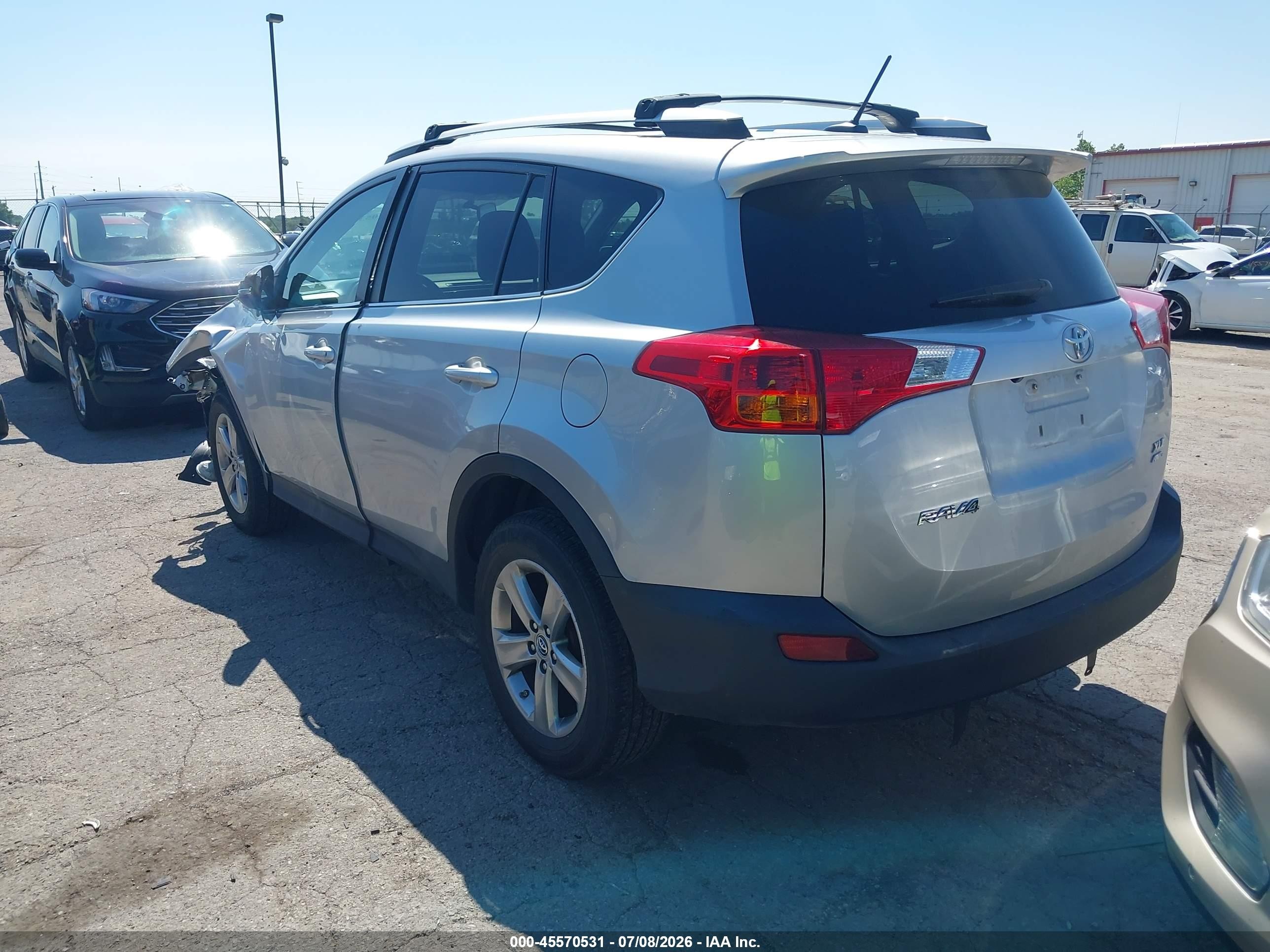 2015 Toyota Rav4 Xle Silver vin: 2T3RFREV2FW394944