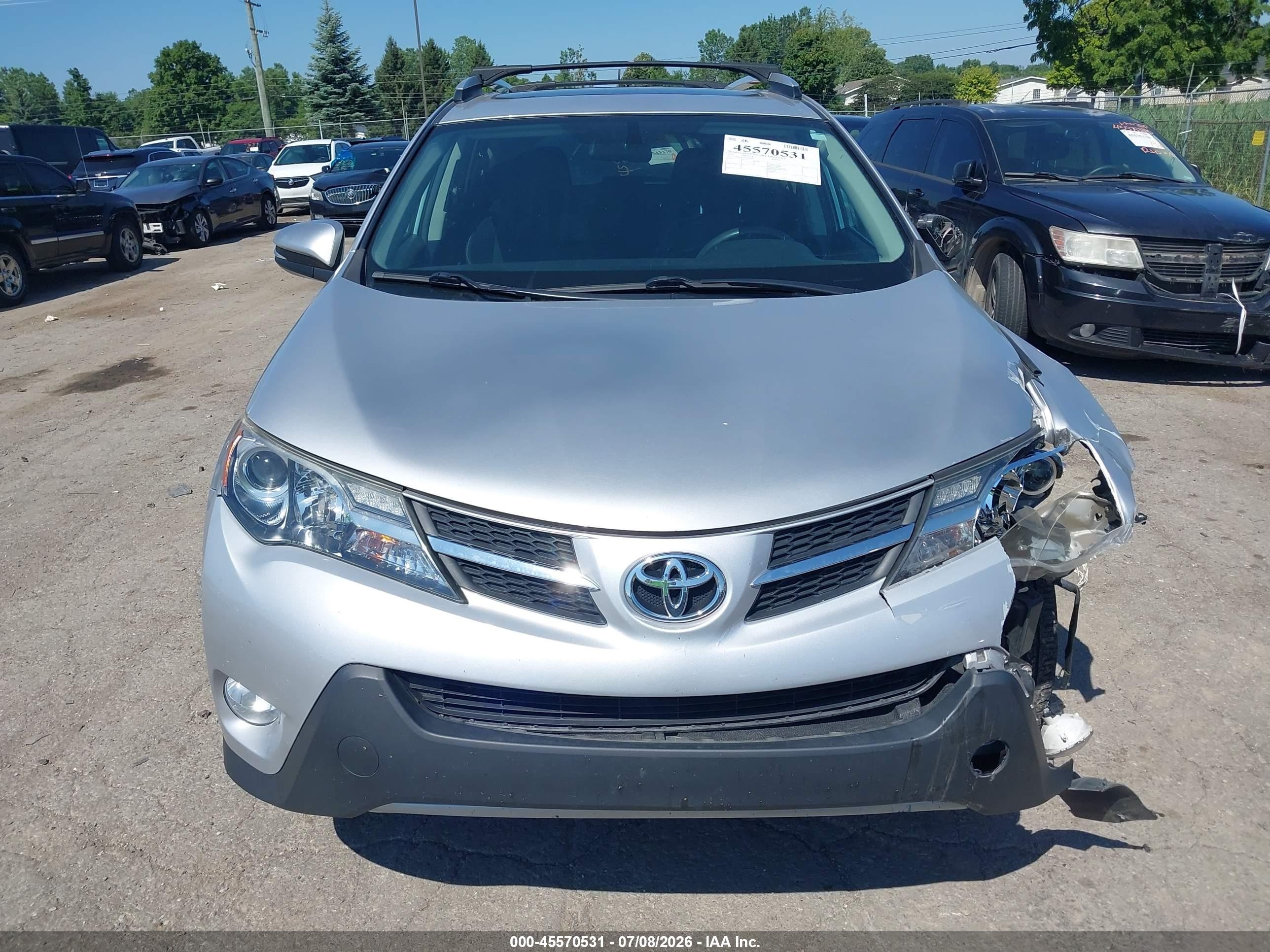2015 Toyota Rav4 Xle Silver vin: 2T3RFREV2FW394944