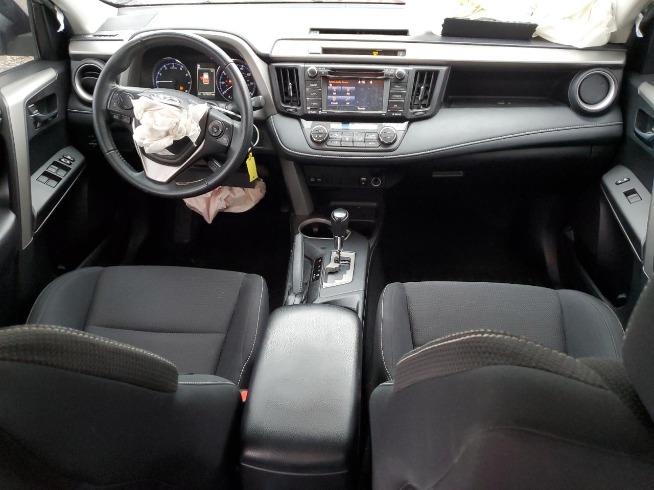 2016 Toyota Rav4 Xle Серебряный vin: 2T3RFREV2GW445814