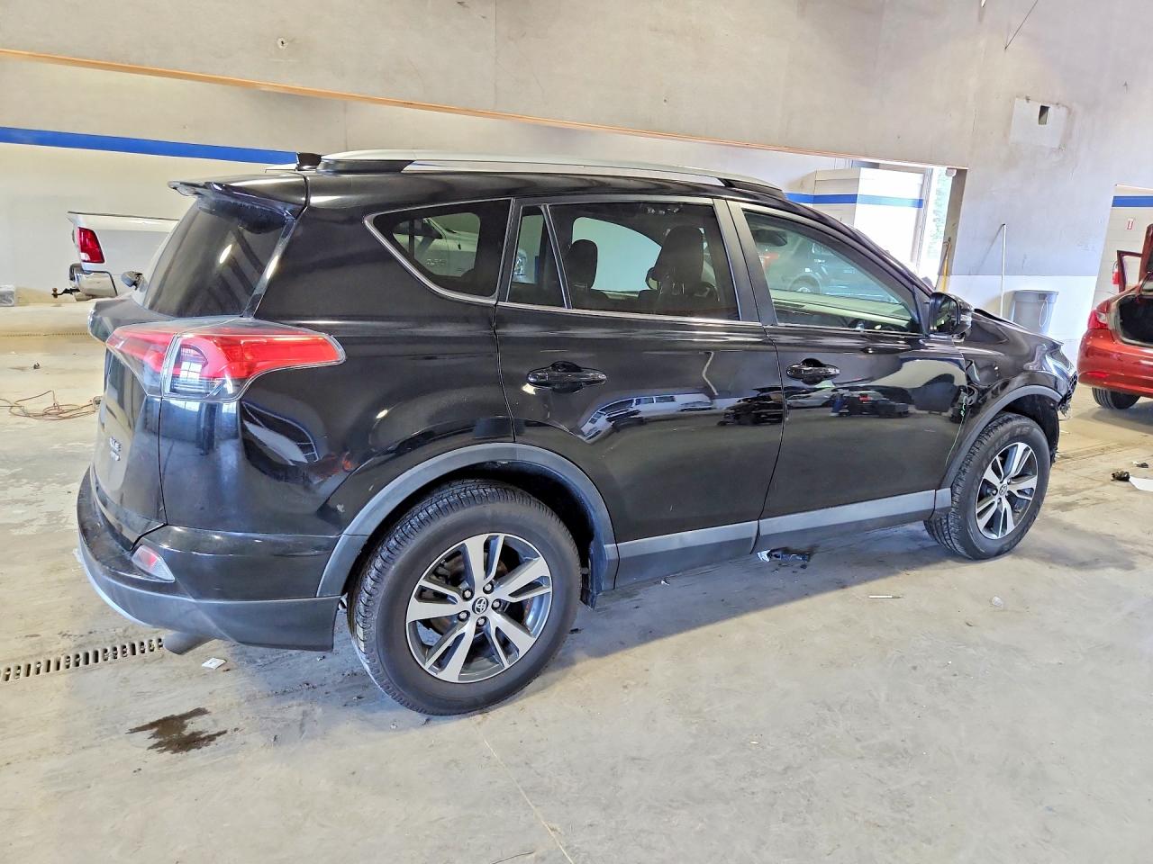 2017 Toyota Rav4 Xle Black vin: 2T3RFREV2HW560771