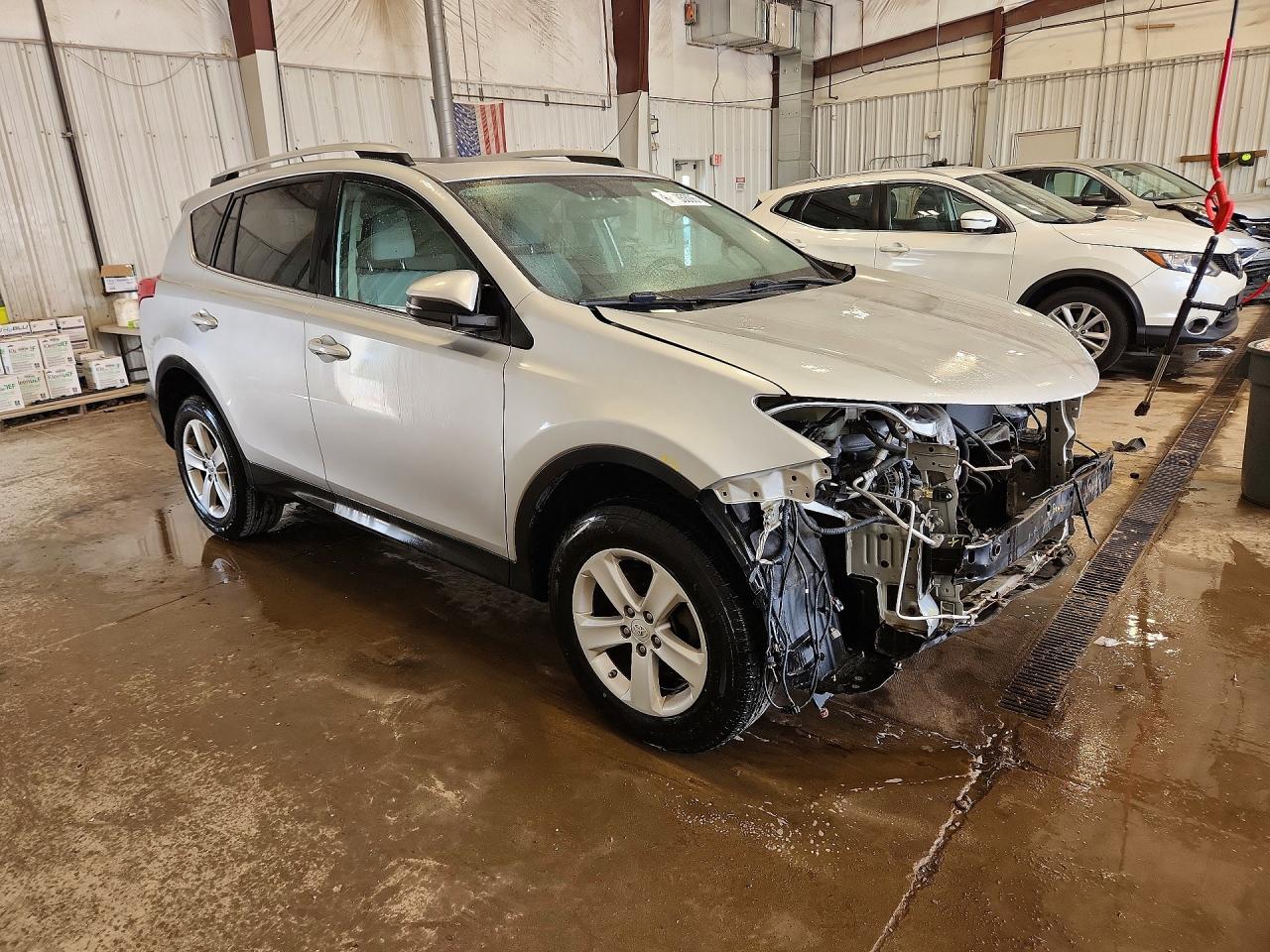 2013 Toyota Rav4 Xle Silver vin: 2T3RFREV3DW020582