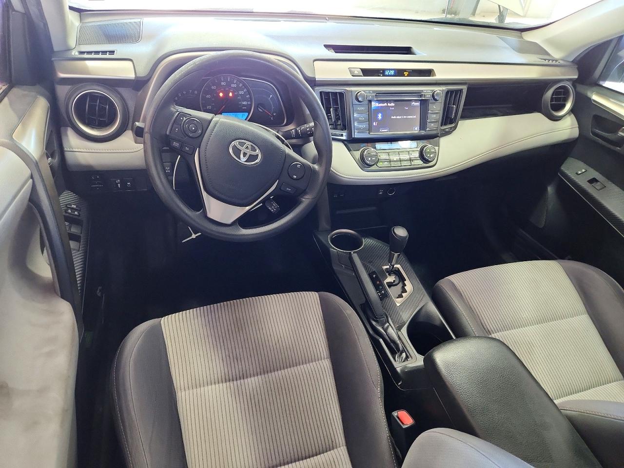 2013 Toyota Rav4 Xle Silver vin: 2T3RFREV3DW021537