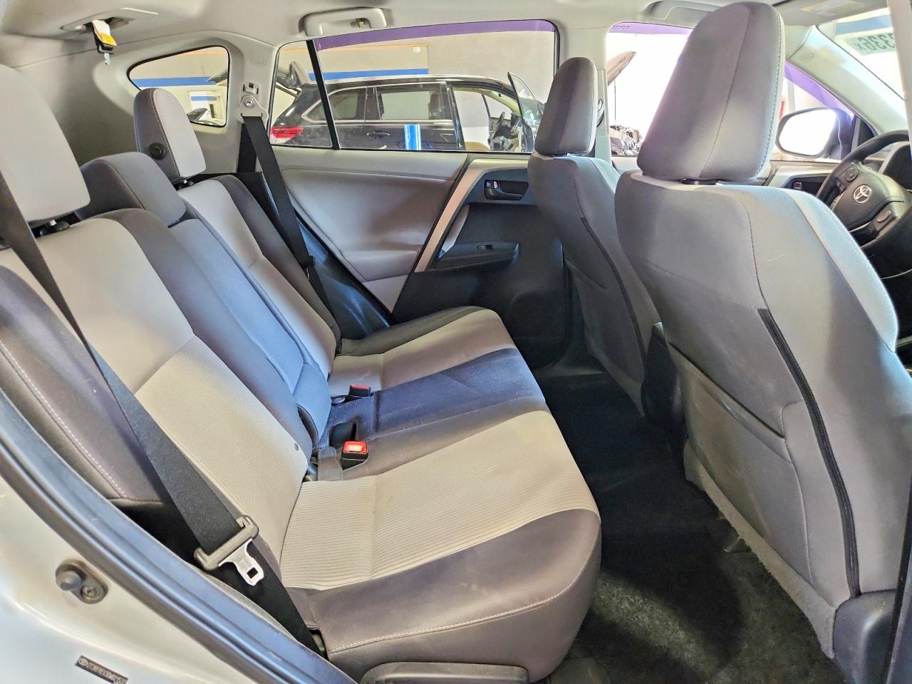 2013 Toyota Rav4 Xle Silver vin: 2T3RFREV3DW021537