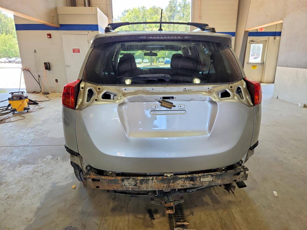 2013 Toyota Rav4 Xle Silver vin: 2T3RFREV3DW021537