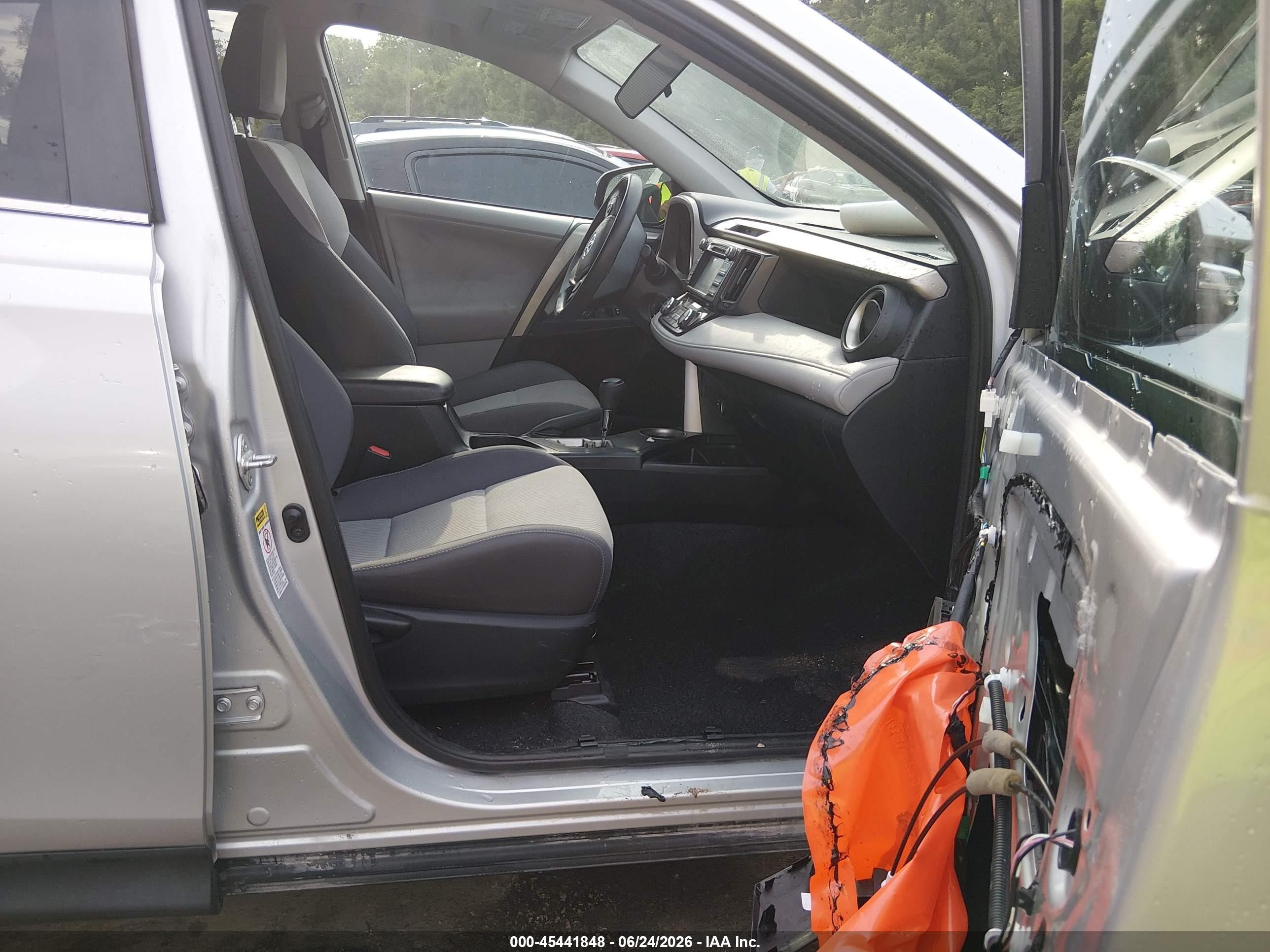 2013 Toyota Rav4 Xle Серебряный vin: 2T3RFREV3DW046132