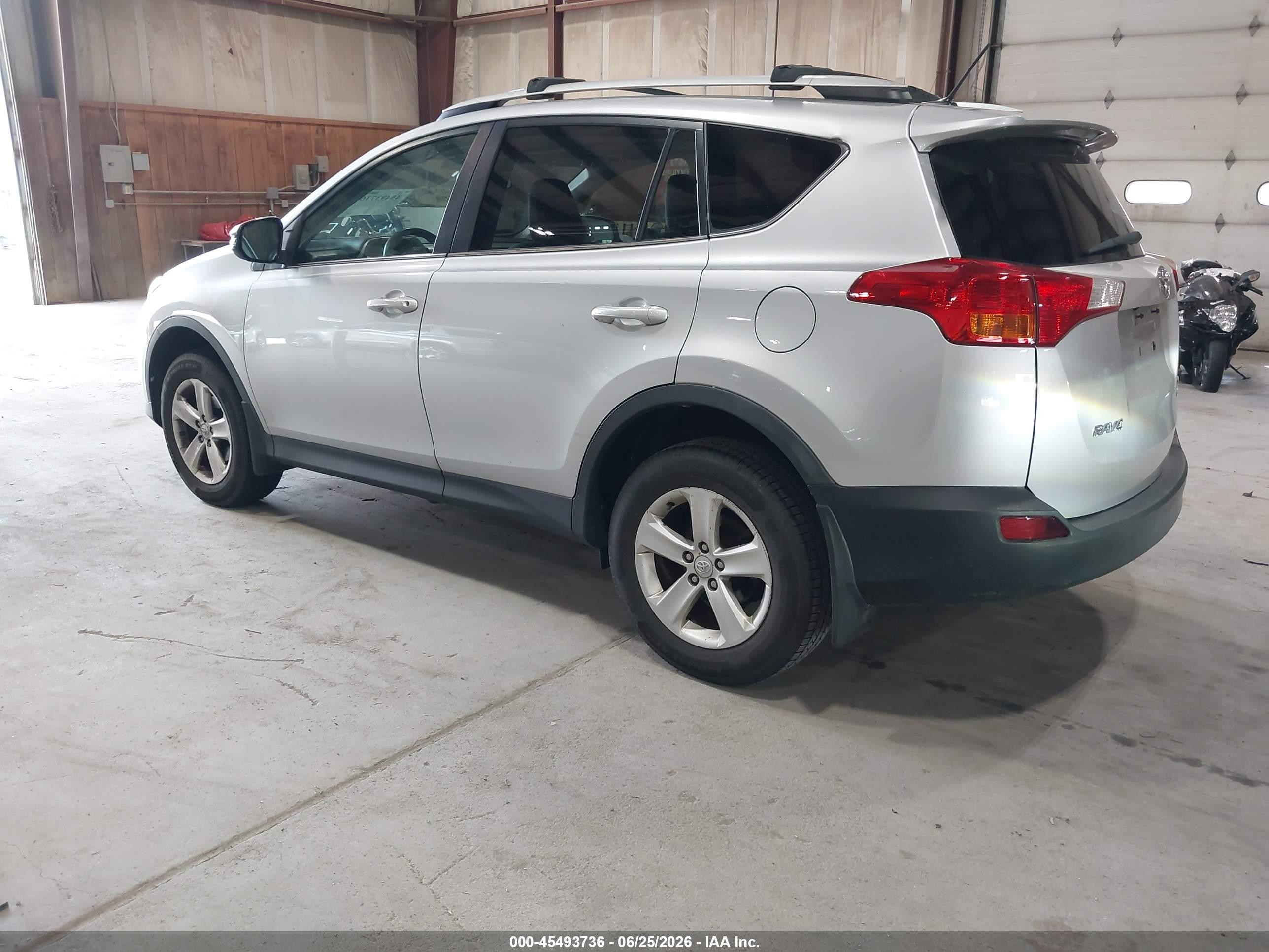 2013 Toyota Rav4 Xle Silver vin: 2T3RFREV3DW113408