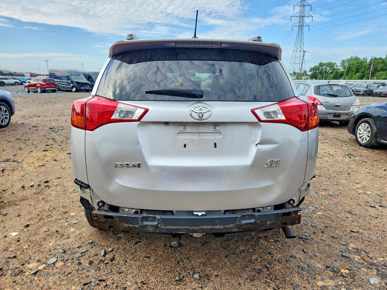 2014 Toyota Rav4 Le Silver vin: 2T3RFREV3EW156213