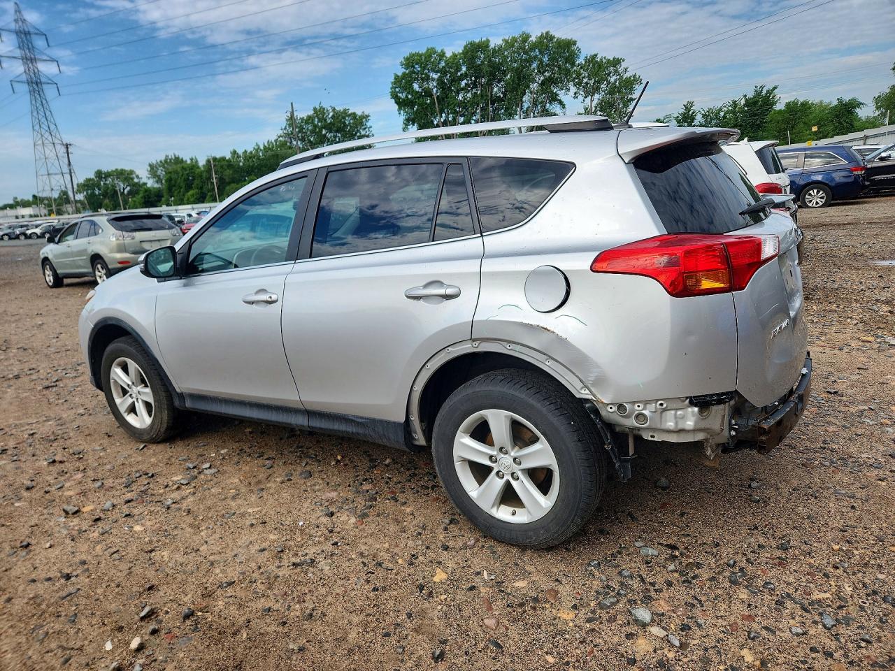 2014 Toyota Rav4 Le Silver vin: 2T3RFREV3EW156213