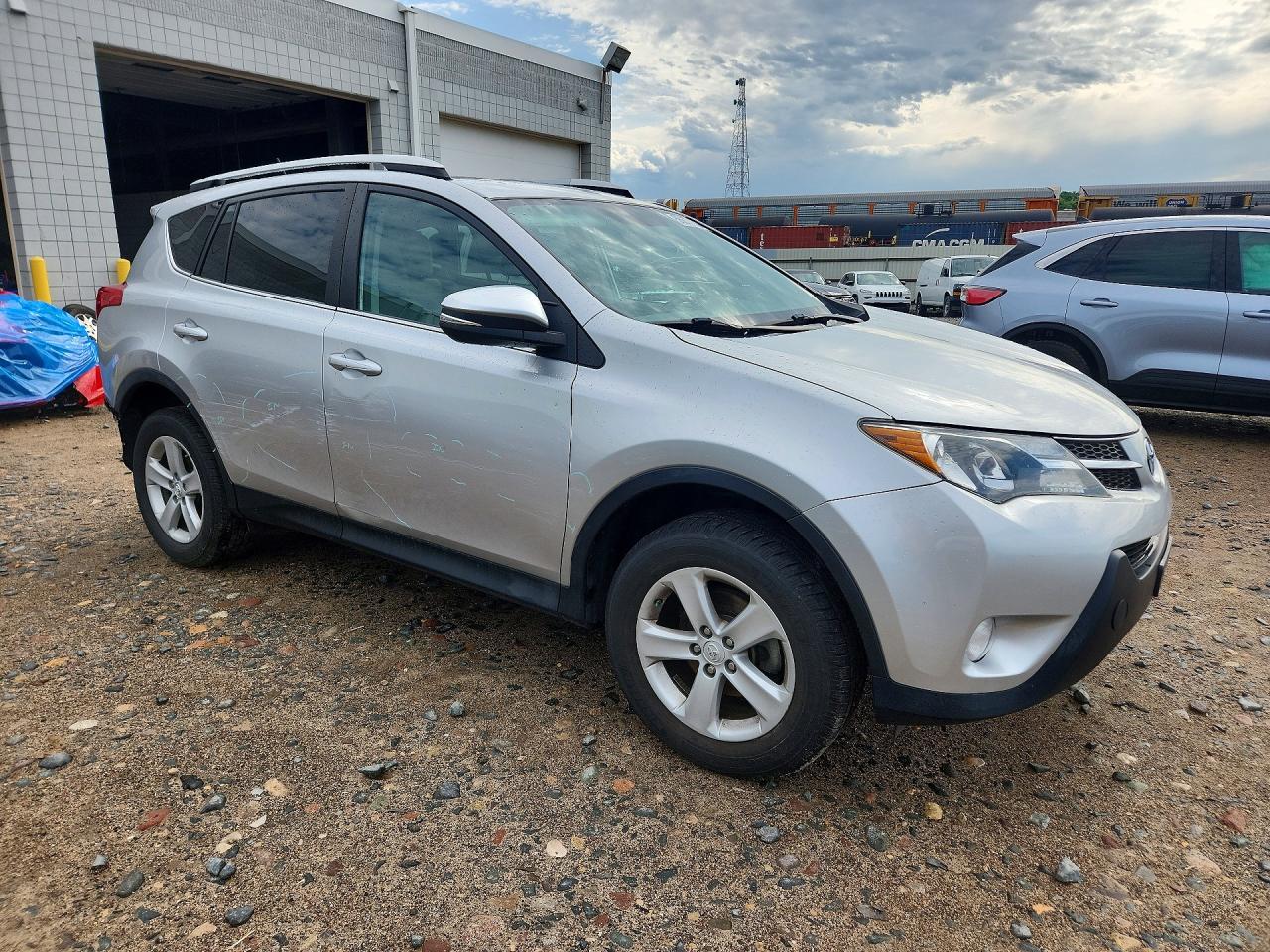 2014 Toyota Rav4 Le Silver vin: 2T3RFREV3EW156213