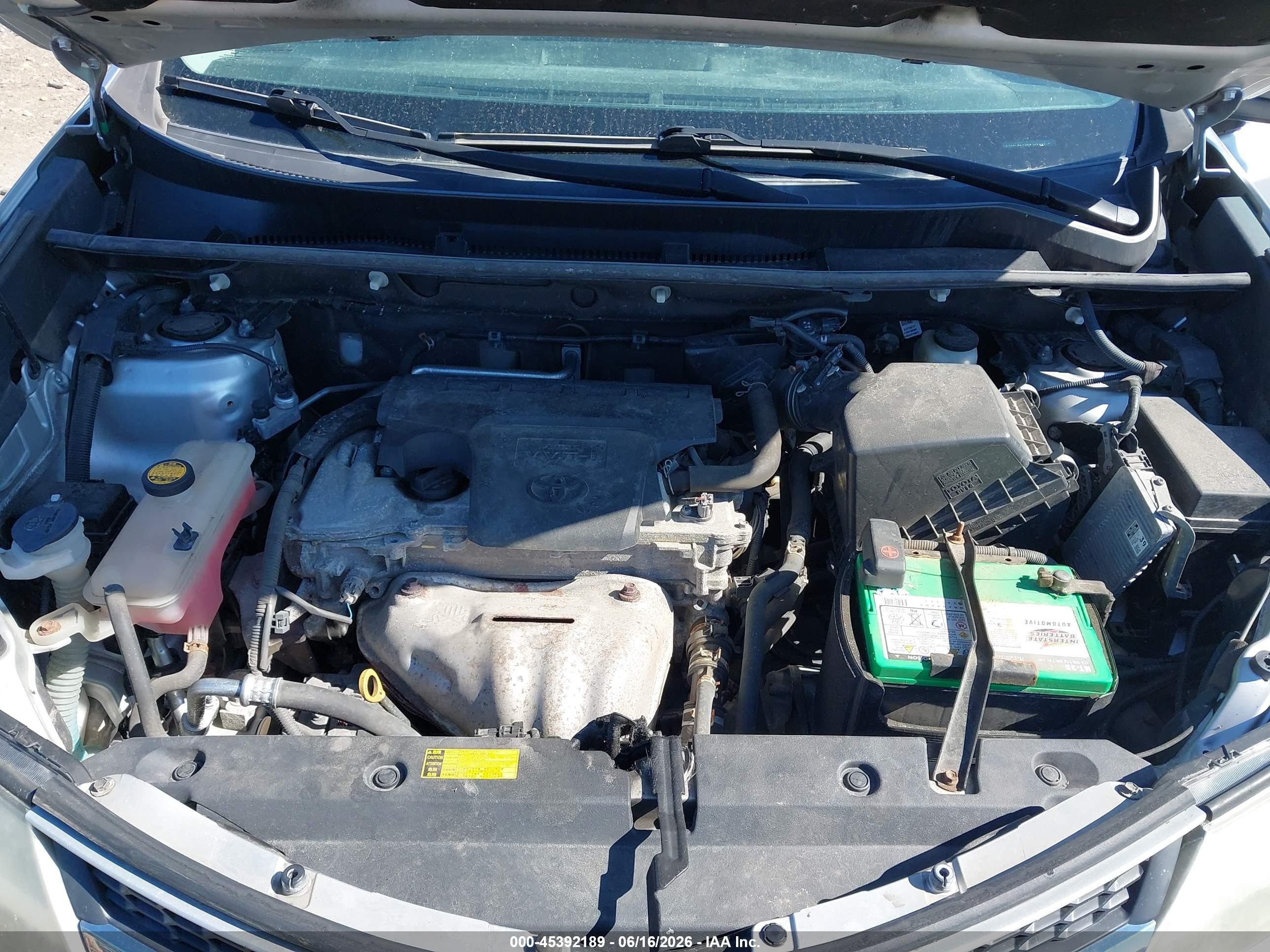 2014 Toyota Rav4 Xle Серебряный vin: 2T3RFREV3EW196985