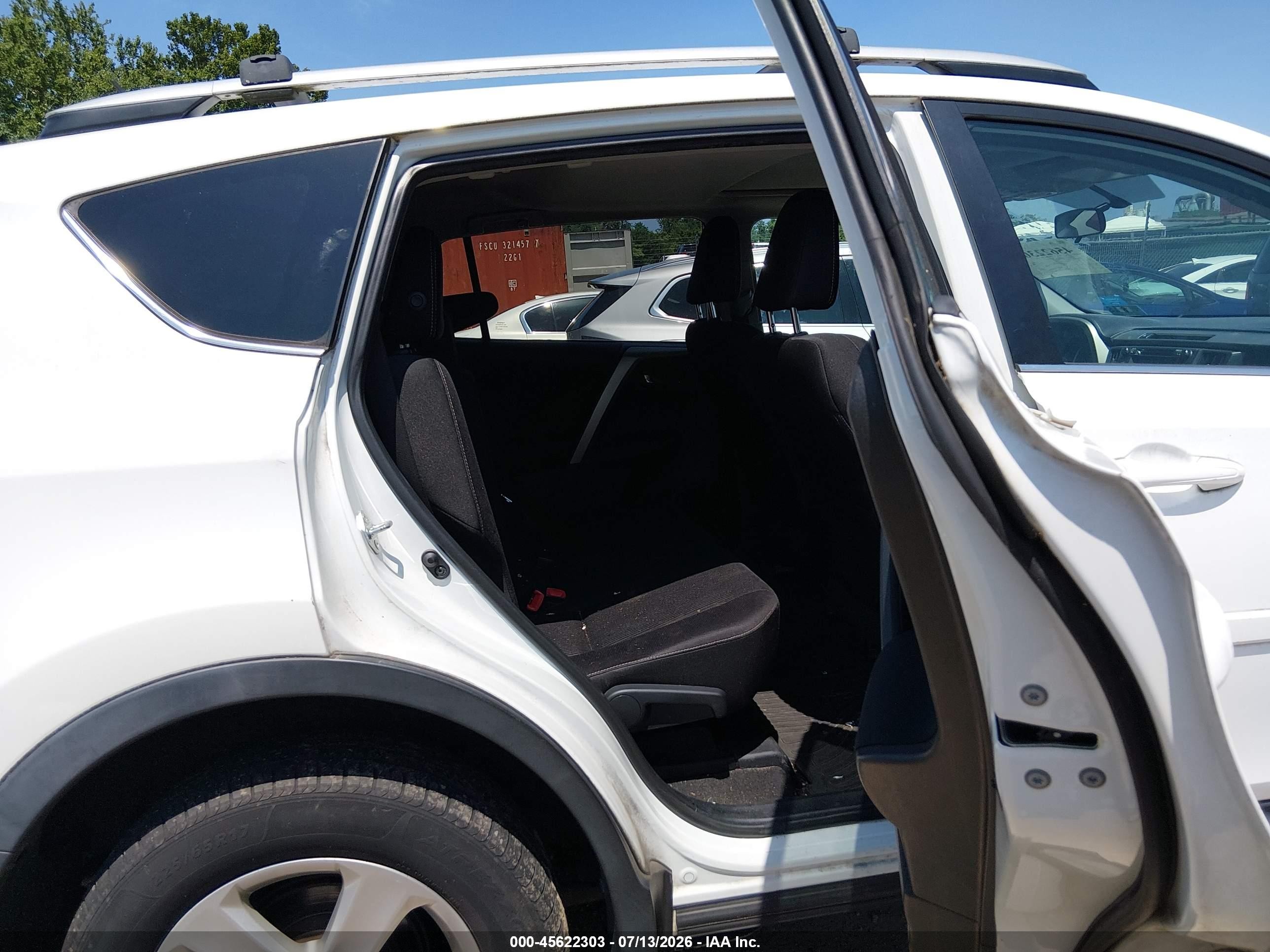 2014 Toyota Rav4 Xle White vin: 2T3RFREV3EW203384