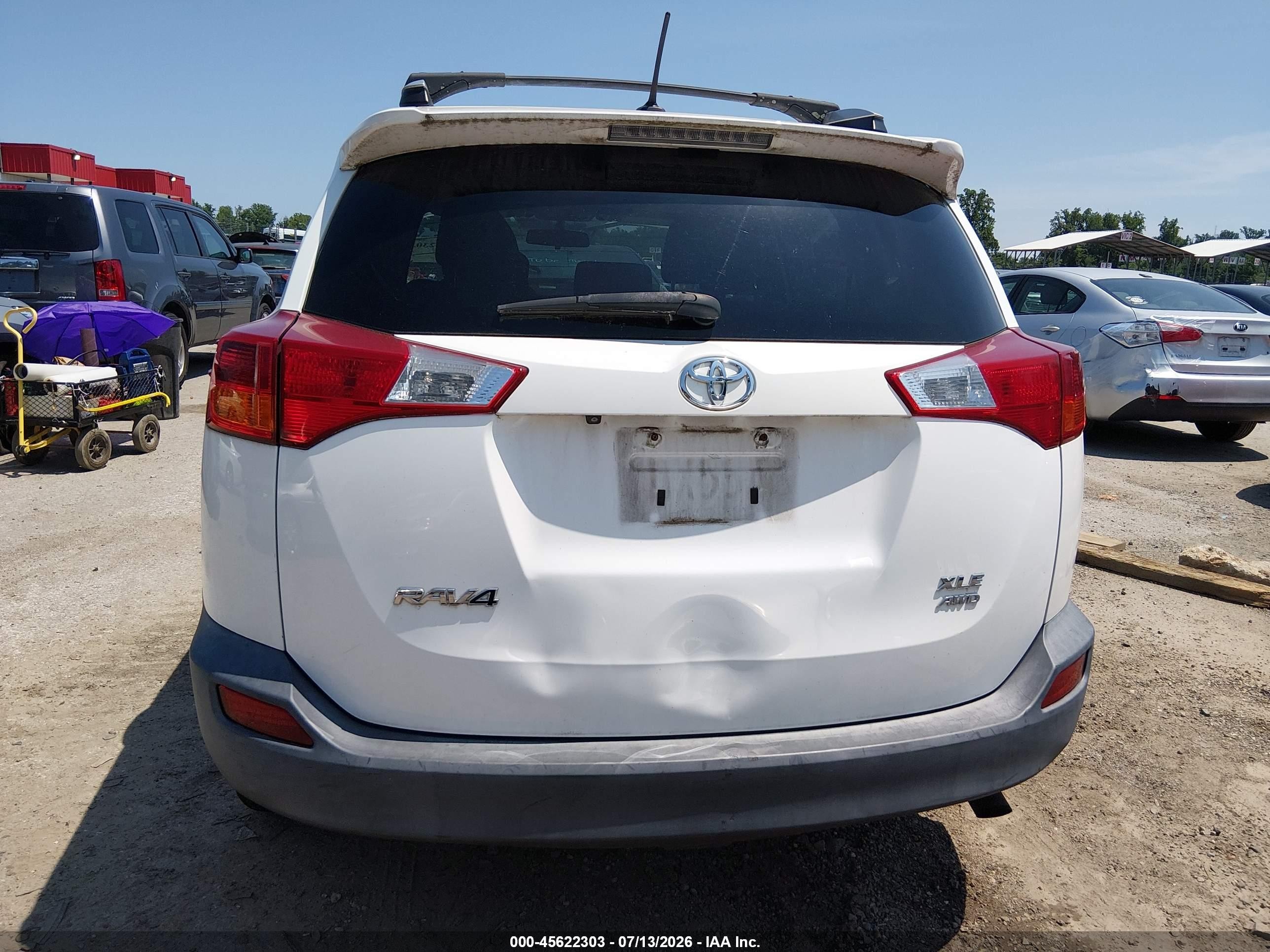2014 Toyota Rav4 Xle White vin: 2T3RFREV3EW203384