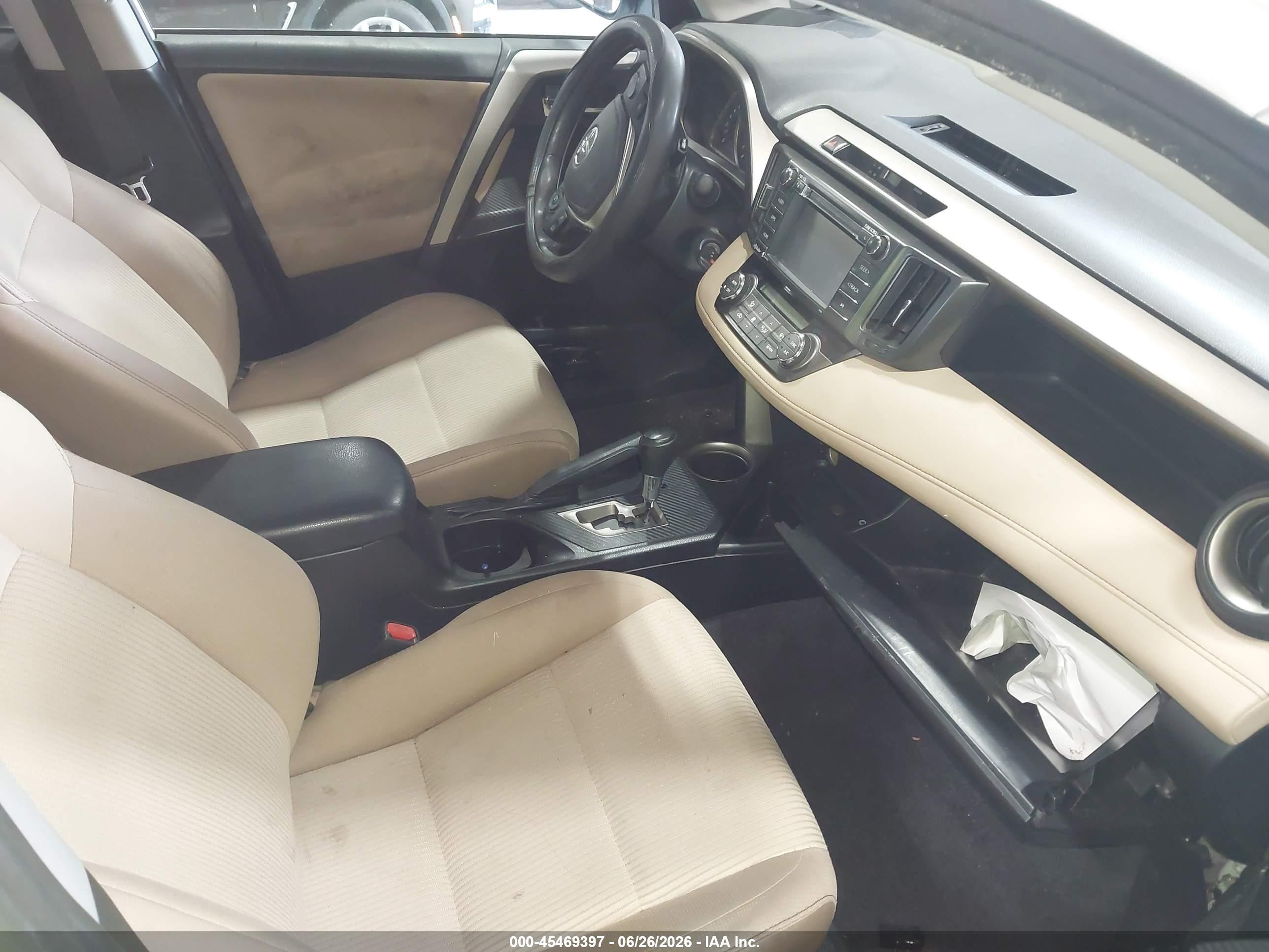 2015 Toyota Rav4 Xle Белый vin: 2T3RFREV3FW268804