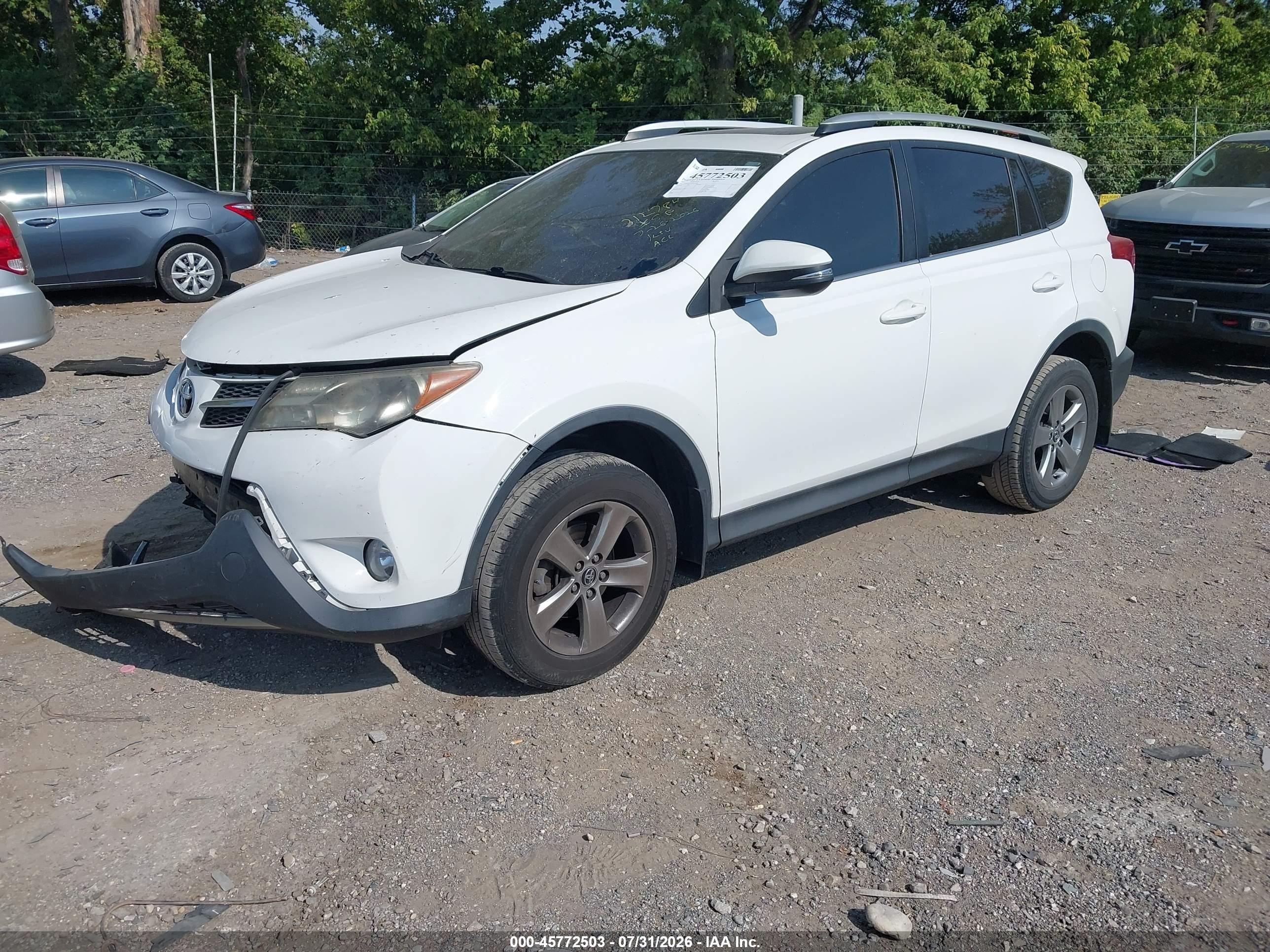 2015 Toyota Rav4 Xle Белый vin: 2T3RFREV3FW354548