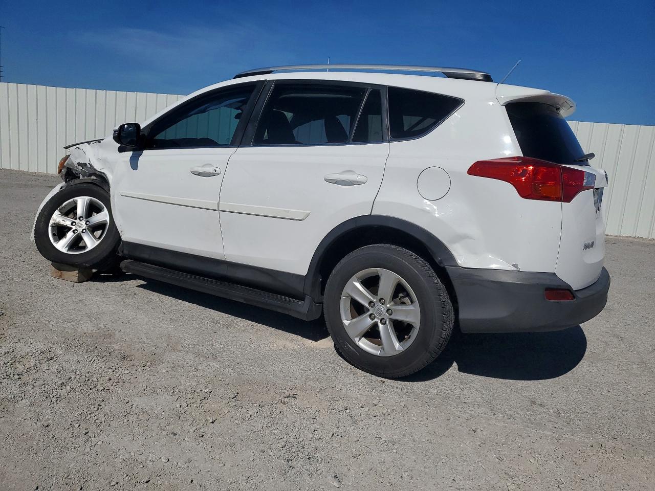 2013 Toyota Rav4 Xle White vin: 2T3RFREV4DW053137