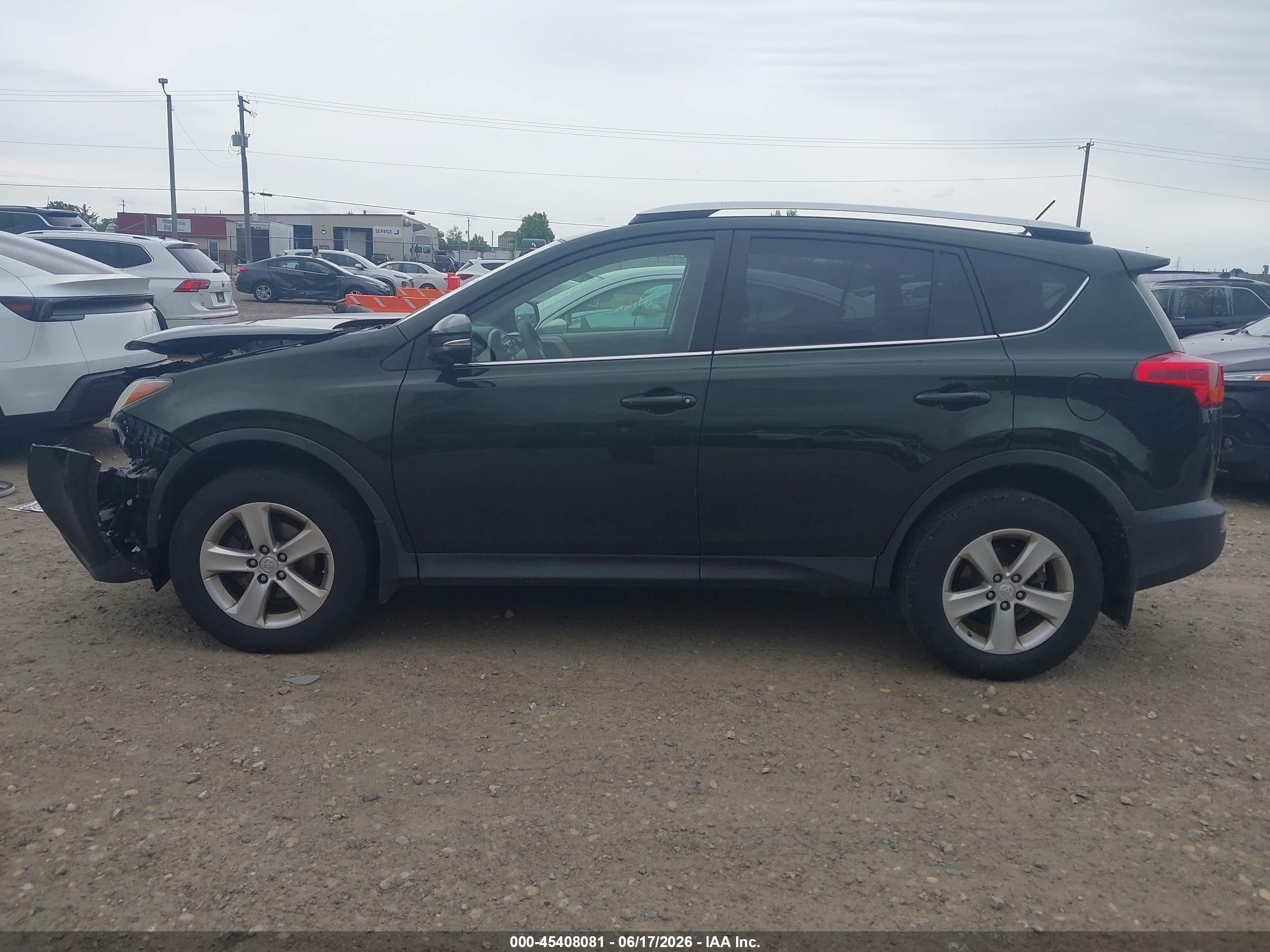 2013 Toyota Rav4 Xle Зеленый vin: 2T3RFREV4DW081830