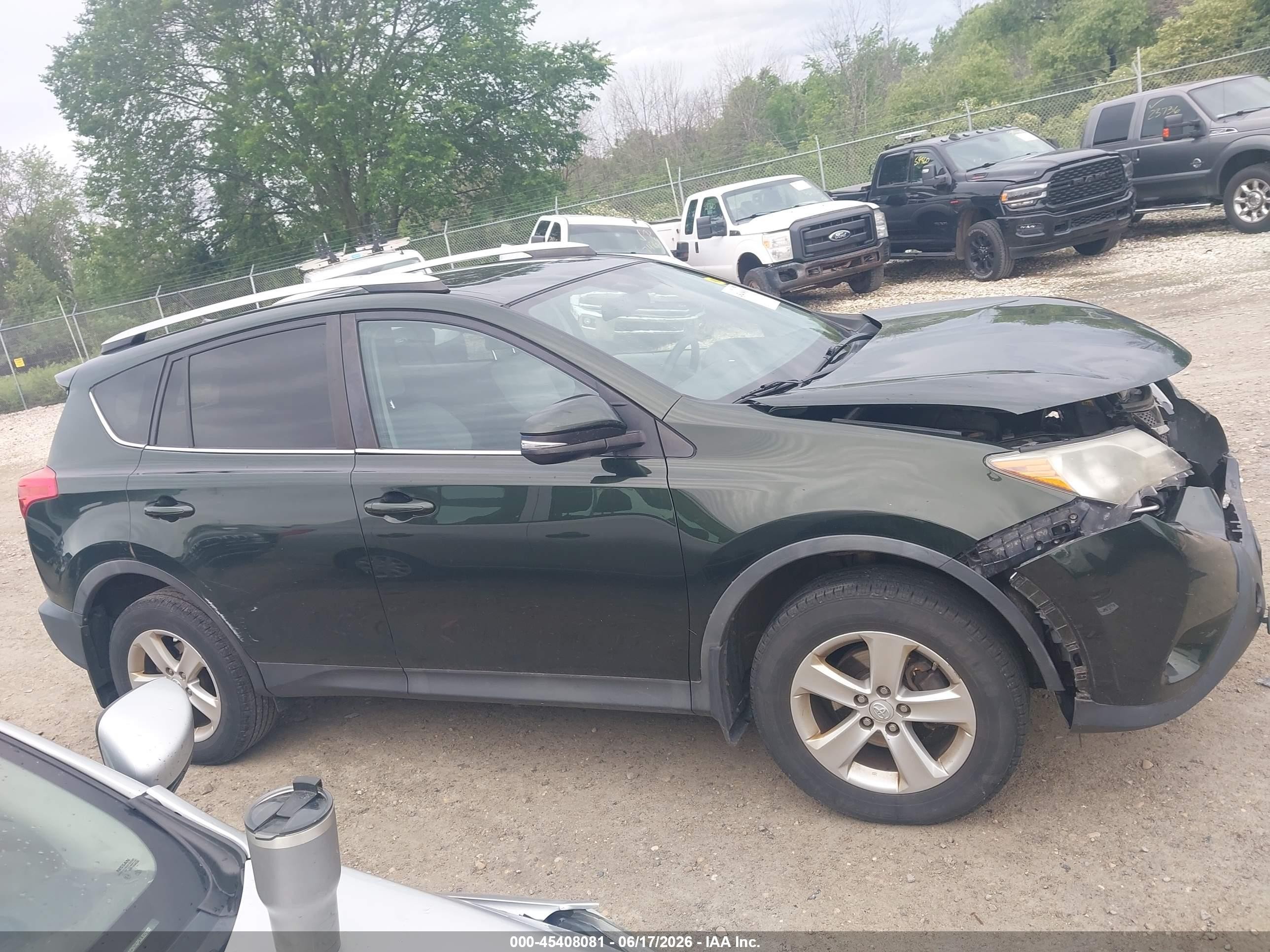 2013 Toyota Rav4 Xle Зеленый vin: 2T3RFREV4DW081830