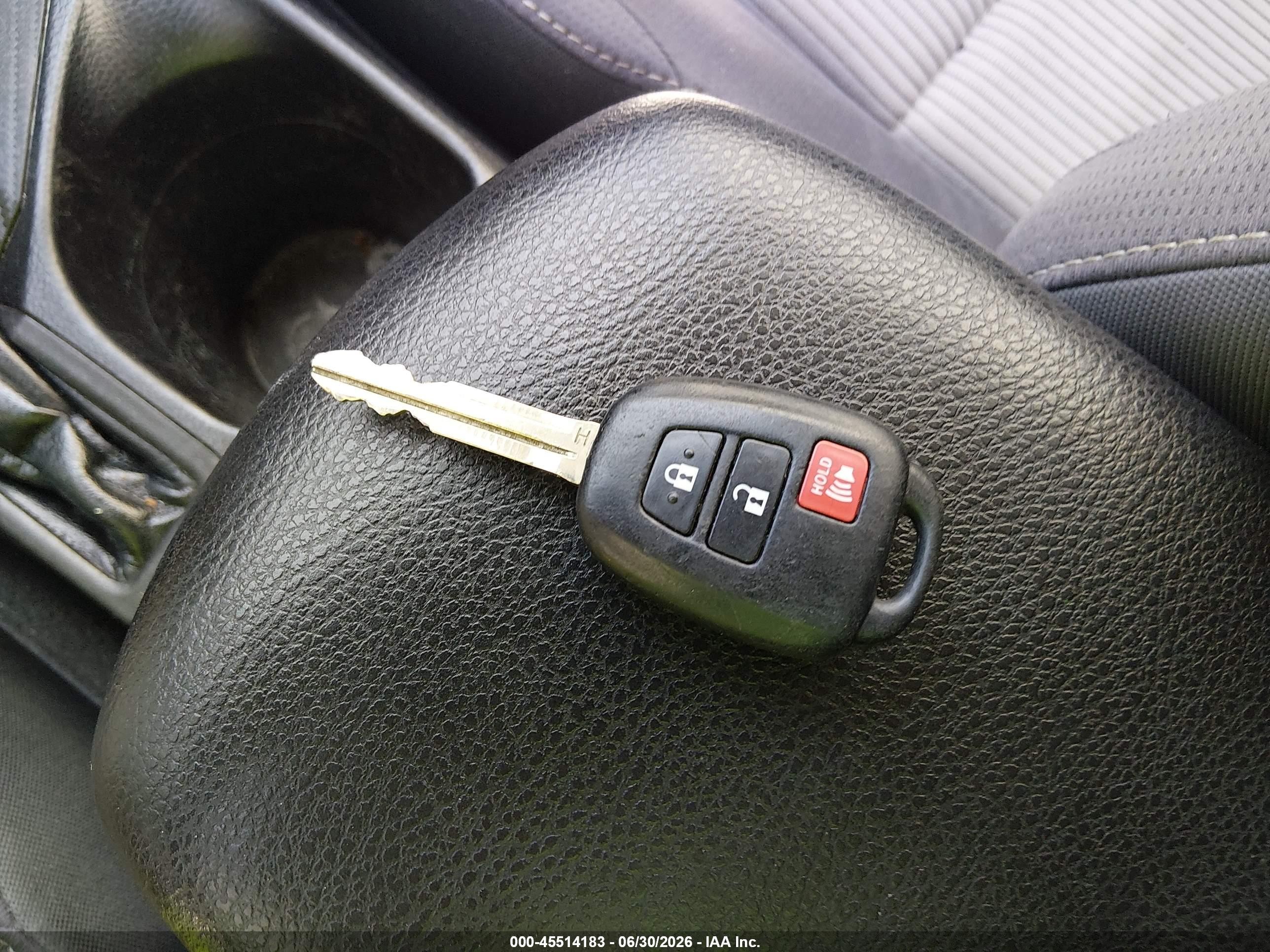 2014 Toyota Rav4 Xle Red vin: 2T3RFREV4EW176051