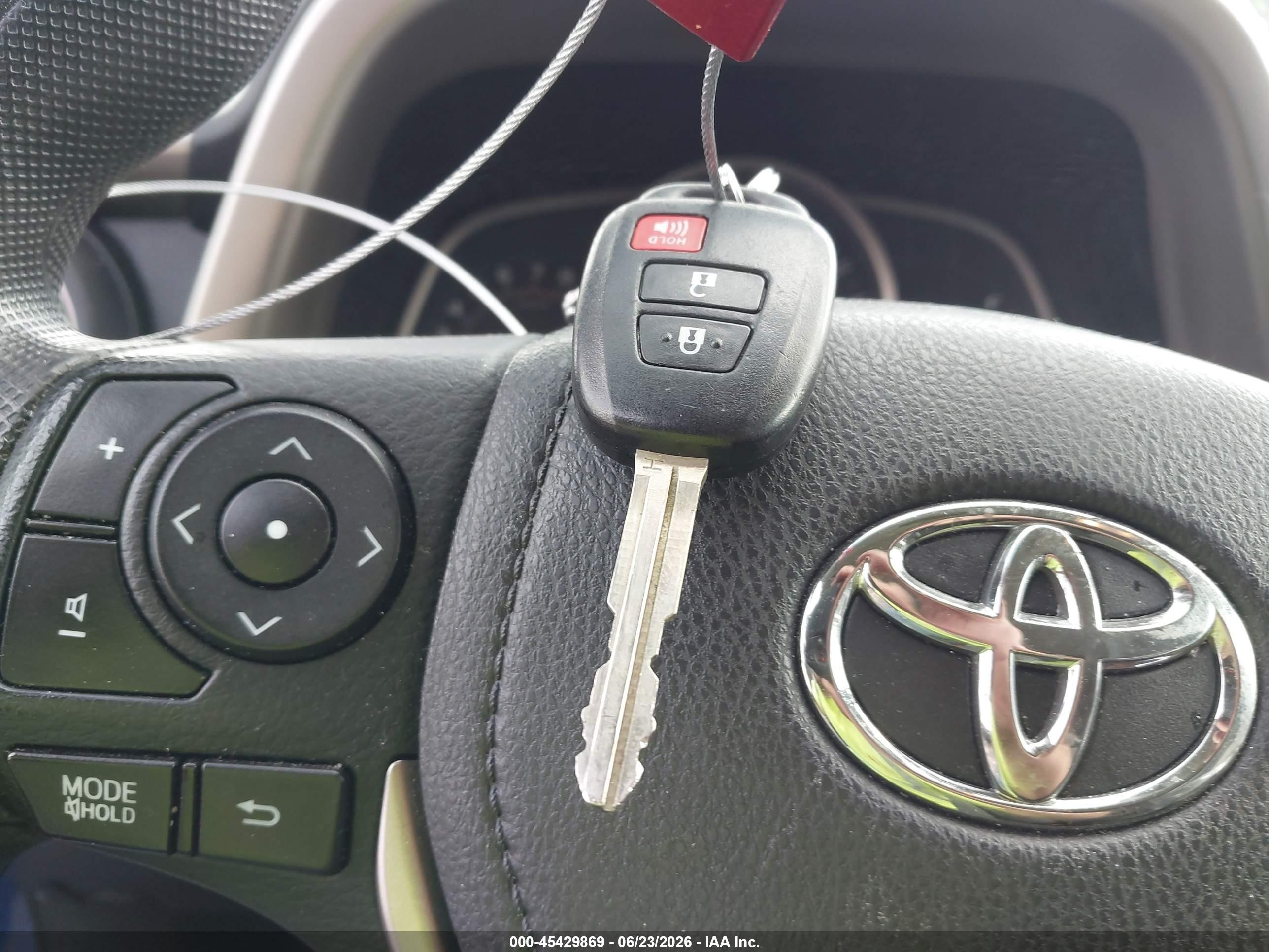 2014 Toyota Rav4 Xle Blue vin: 2T3RFREV4EW210067