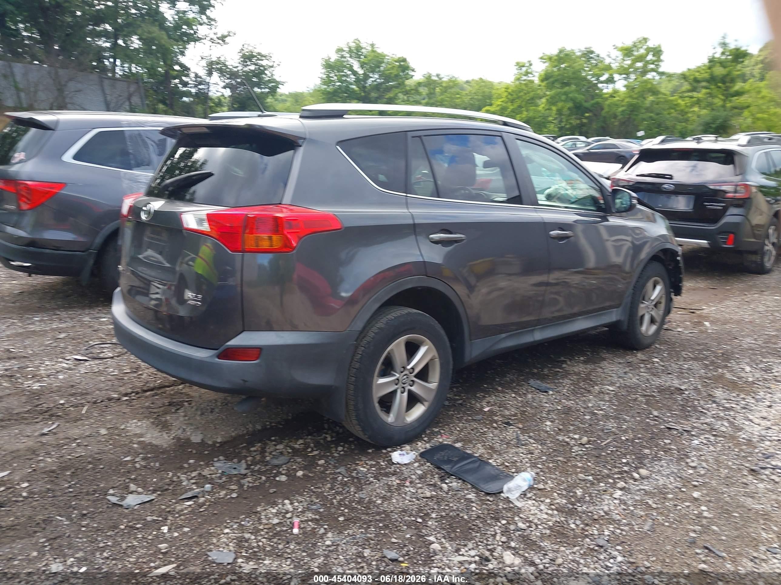 2015 Toyota Rav4 Xle Серый vin: 2T3RFREV4FW244625
