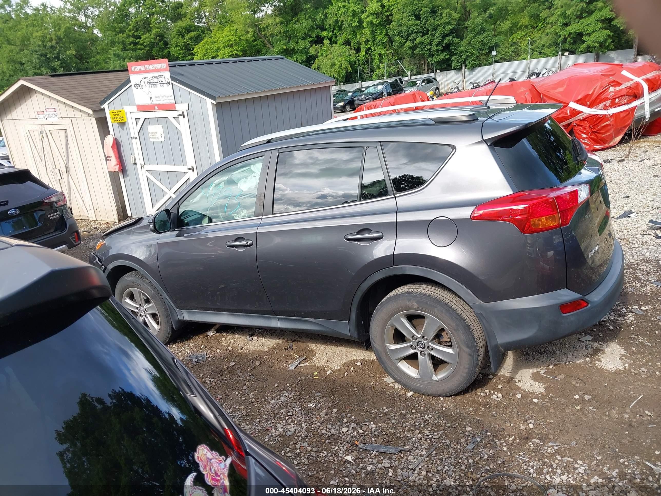 2015 Toyota Rav4 Xle Серый vin: 2T3RFREV4FW244625
