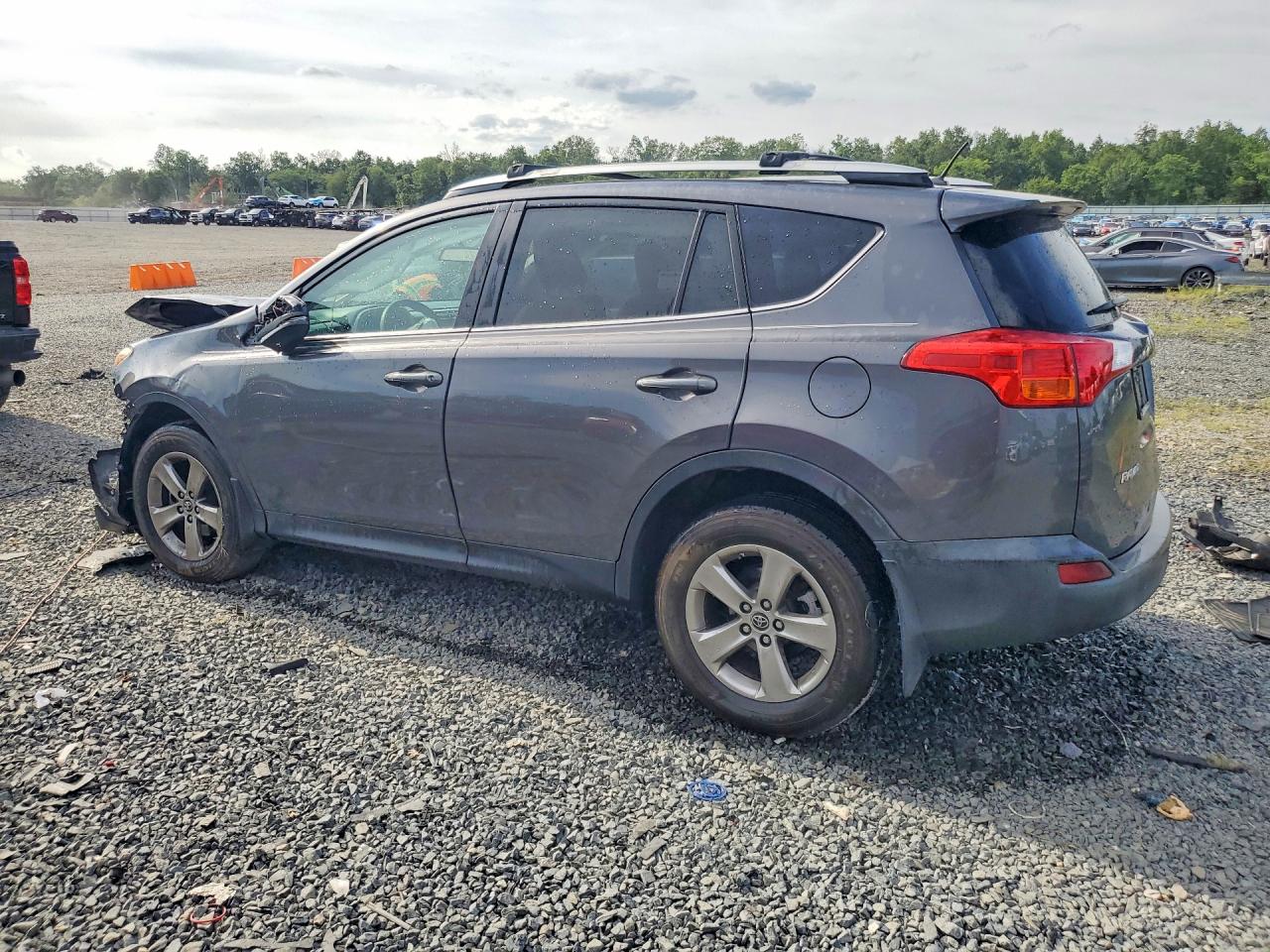 2015 Toyota Rav4 Xle Gray vin: 2T3RFREV4FW253633