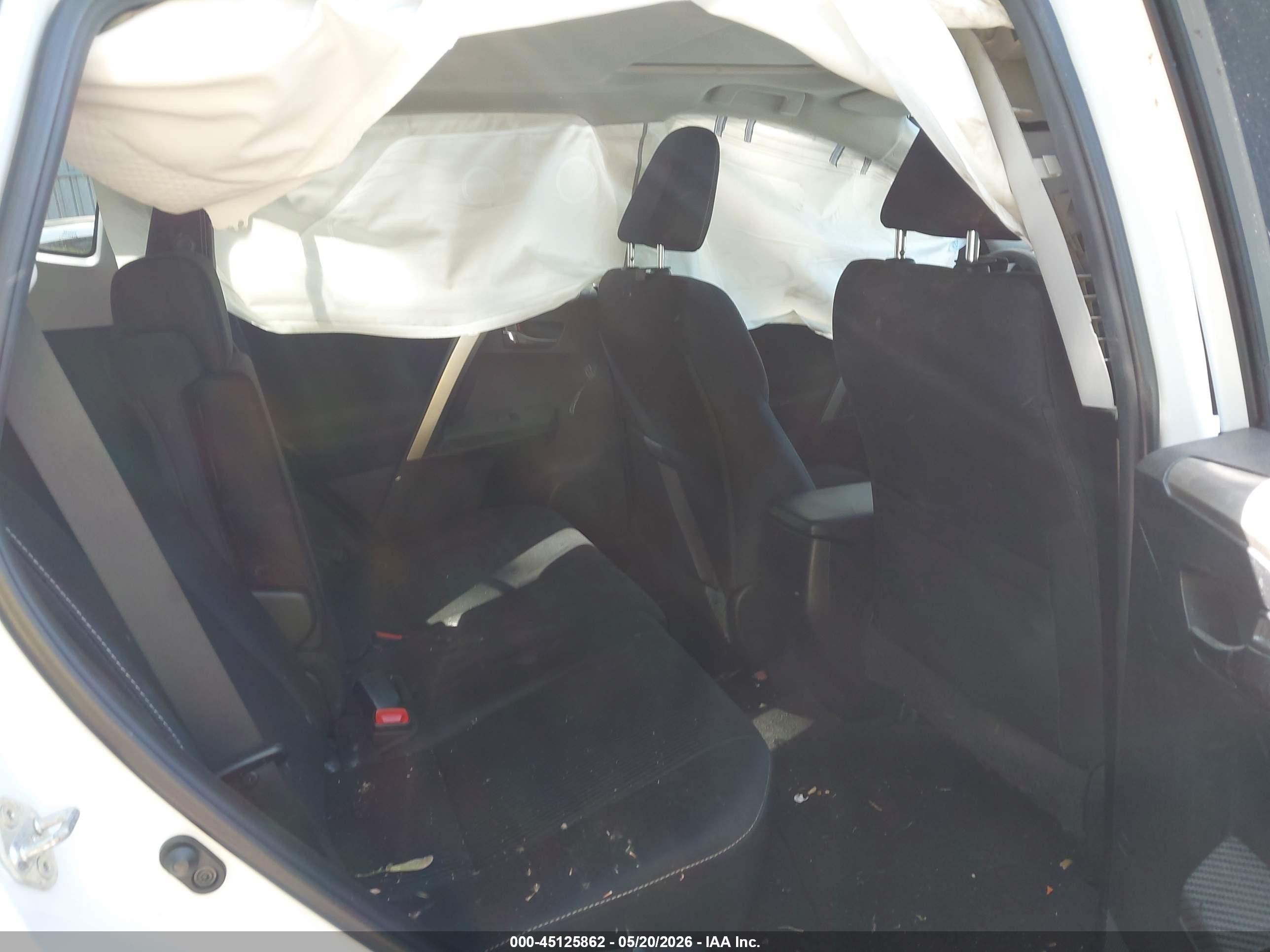 2015 Toyota Rav4 Xle White vin: 2T3RFREV4FW261988