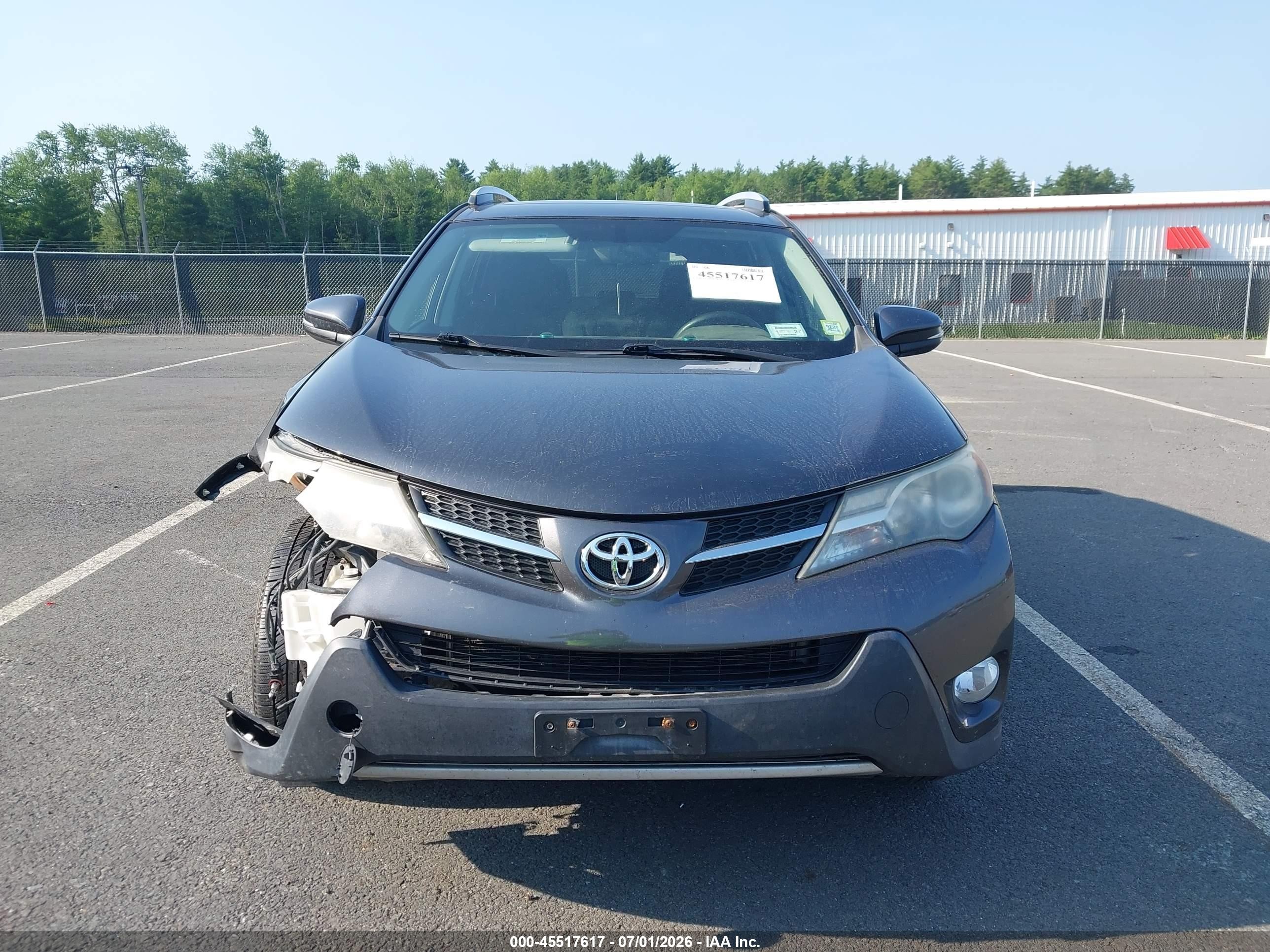 2015 Toyota Rav4 Xle Серый vin: 2T3RFREV4FW270108
