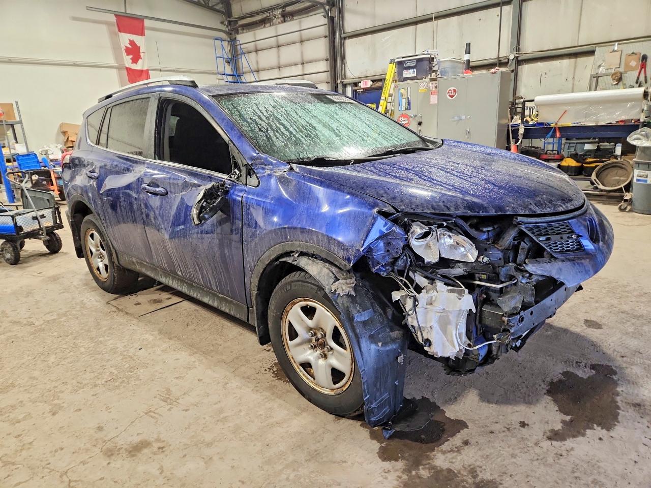 2015 Toyota Rav4 Xle 4dr Awd Синий vin: 2T3RFREV4FW276166