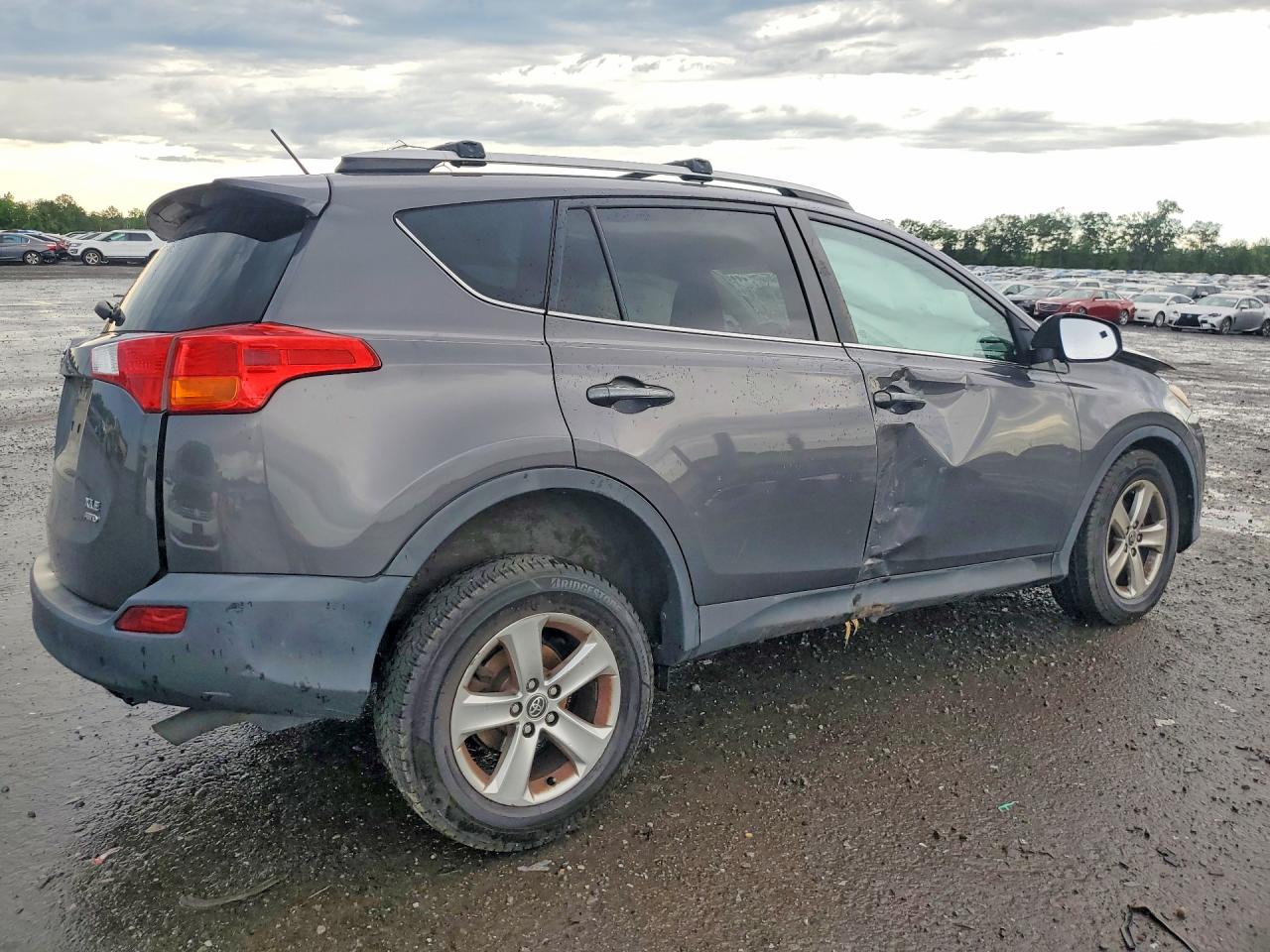2015 Toyota Rav4 Xle Gray vin: 2T3RFREV4FW292142