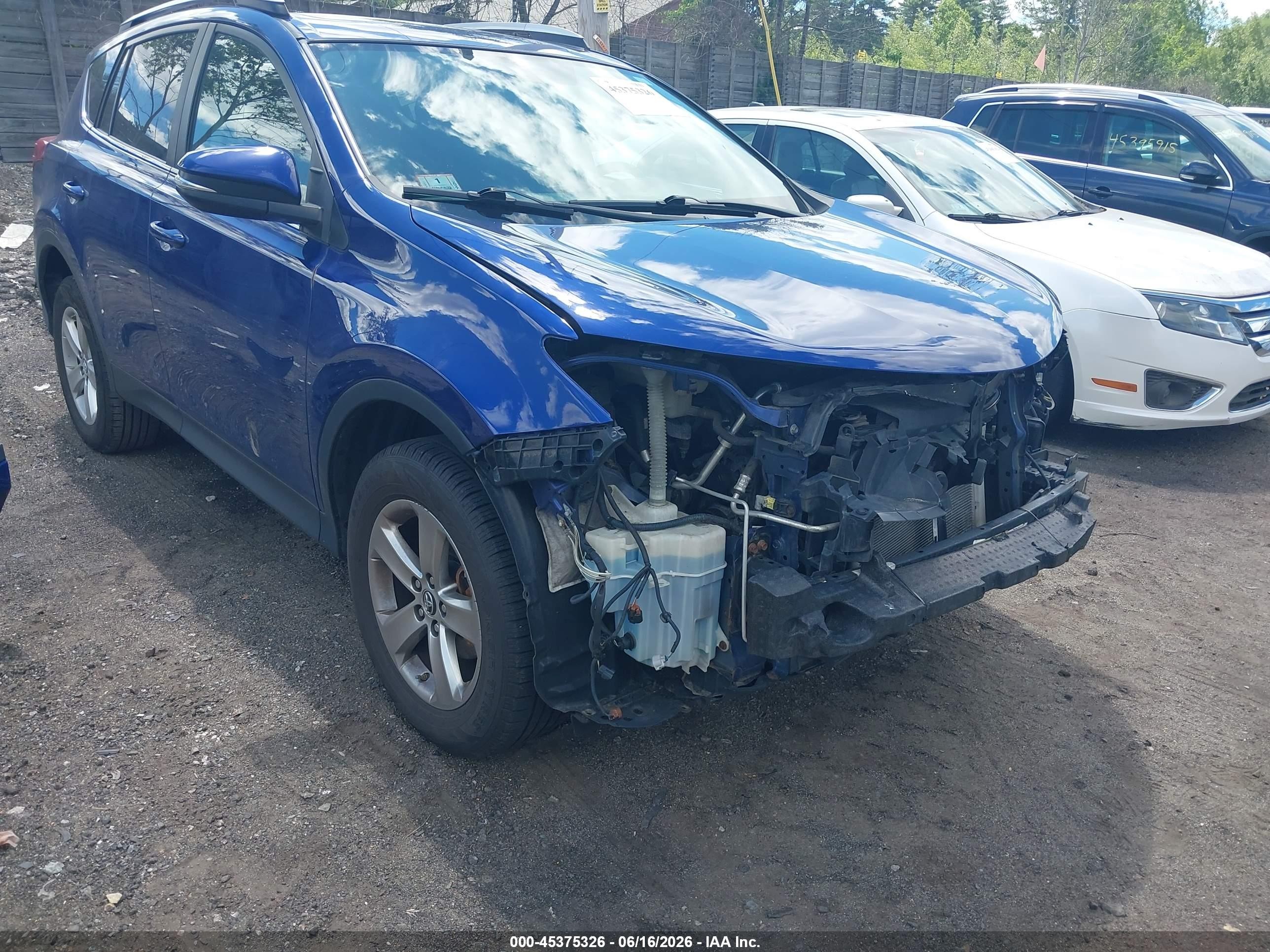 2015 Toyota Rav4 Xle Blue vin: 2T3RFREV4FW372587