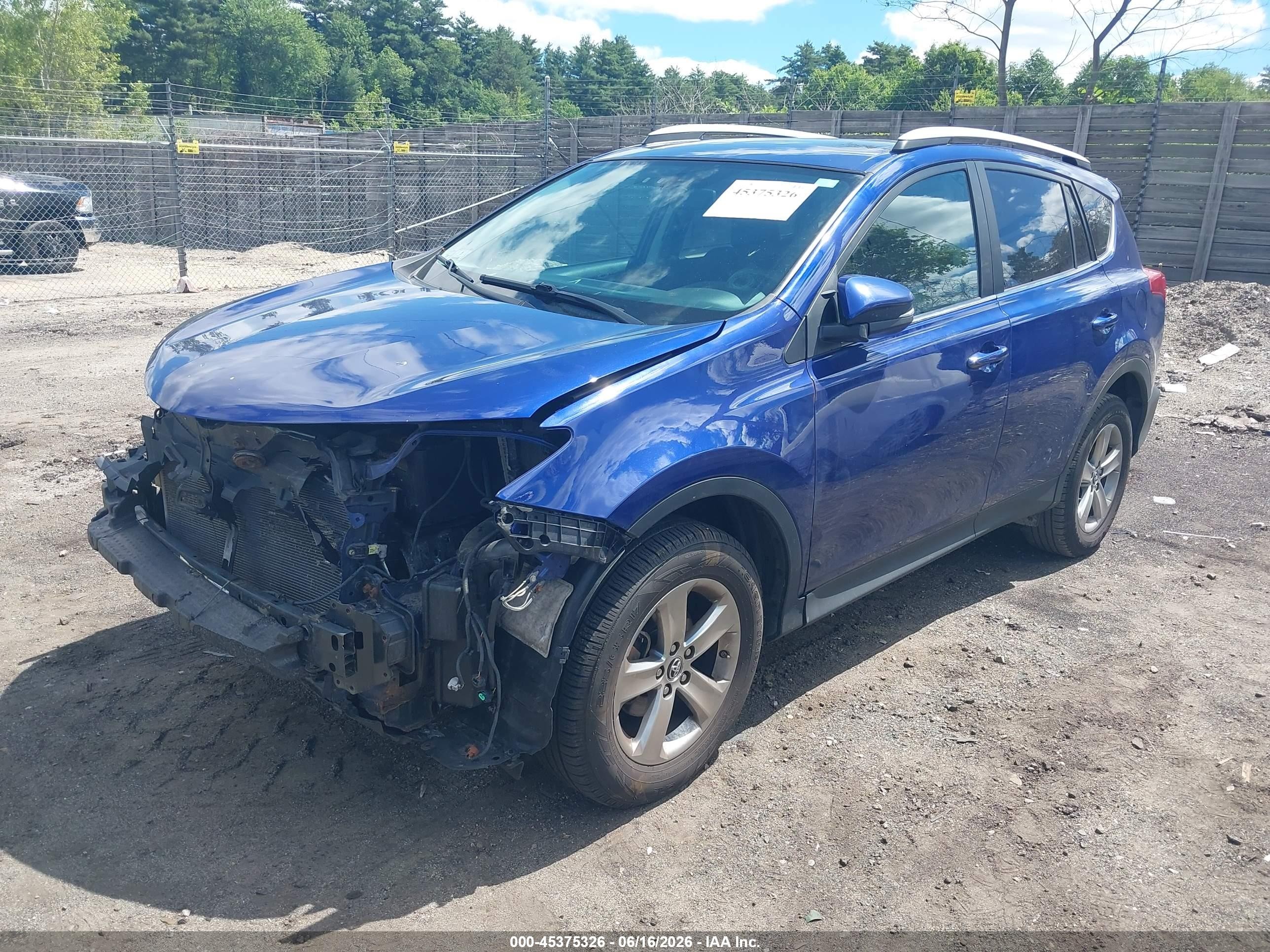 2015 Toyota Rav4 Xle Blue vin: 2T3RFREV4FW372587